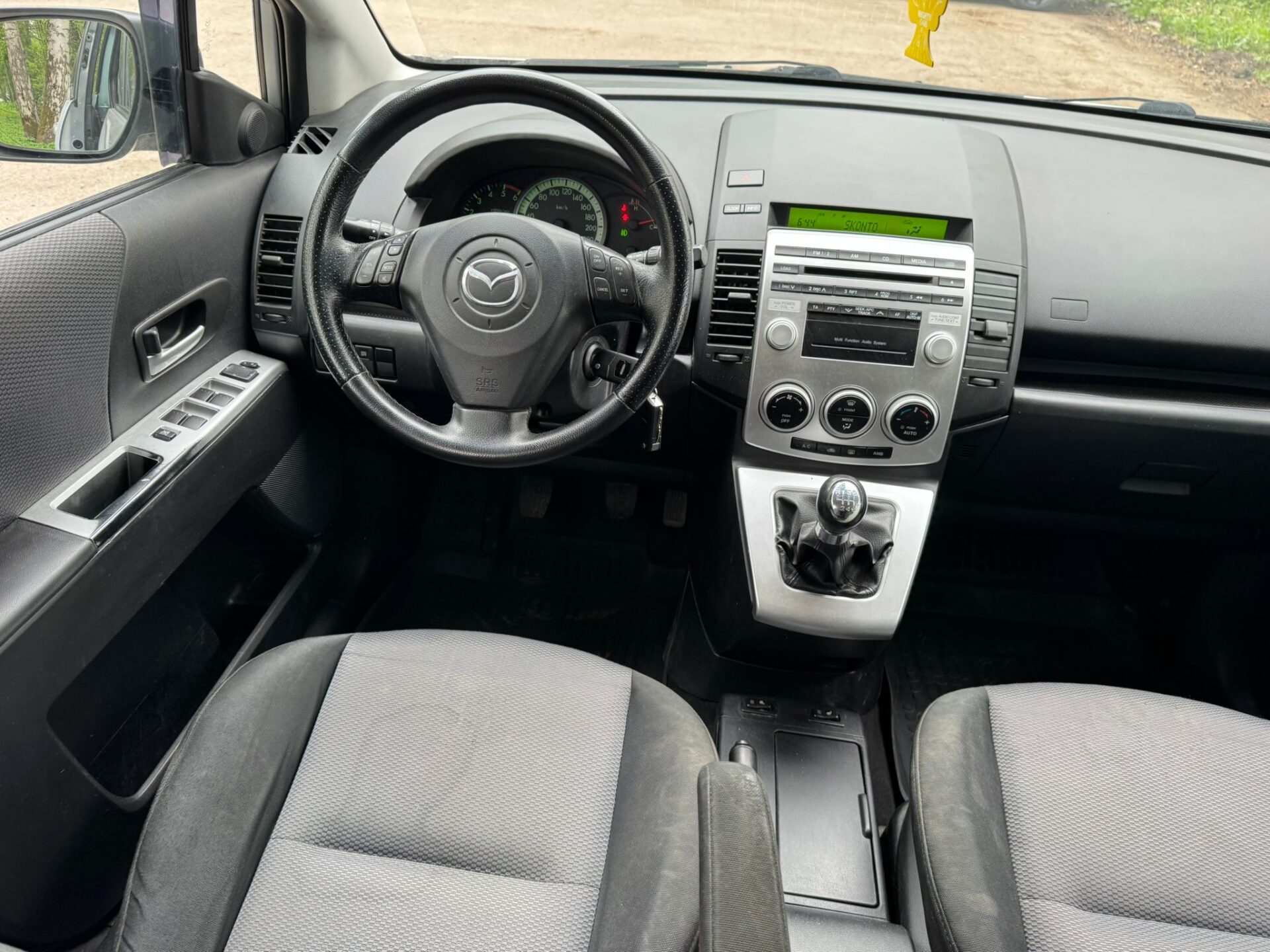 MAZDA 5 7-VIETAS