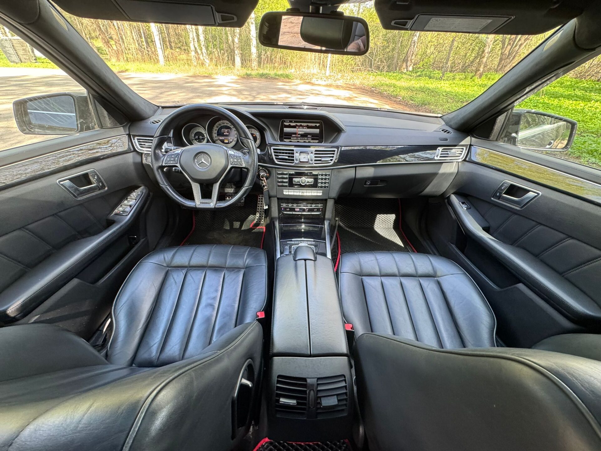 MERCEDES BENZ E300 BLUETEC HYBRID AMG