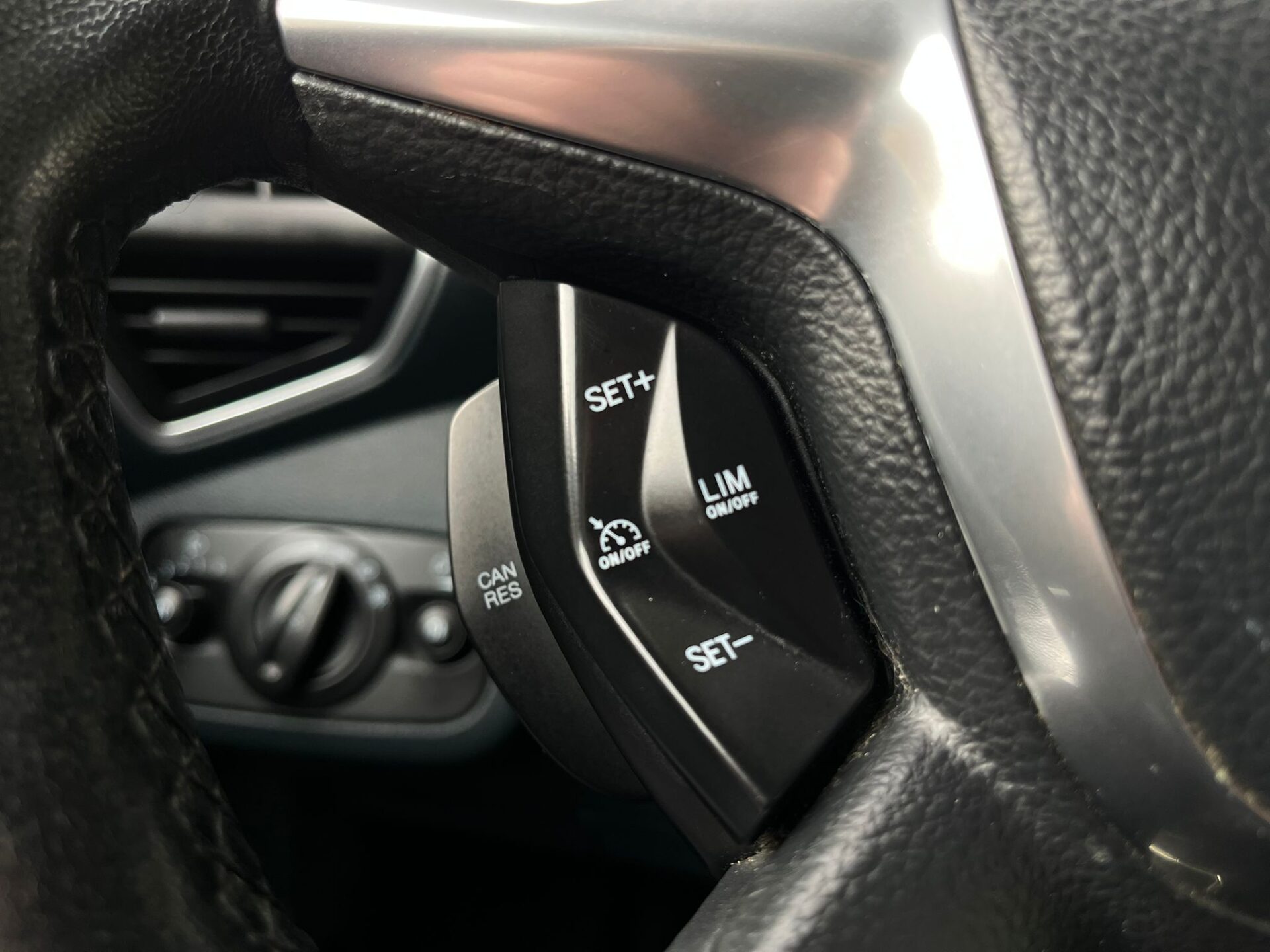 FORD GRAND C-MAX 7-VIETAS