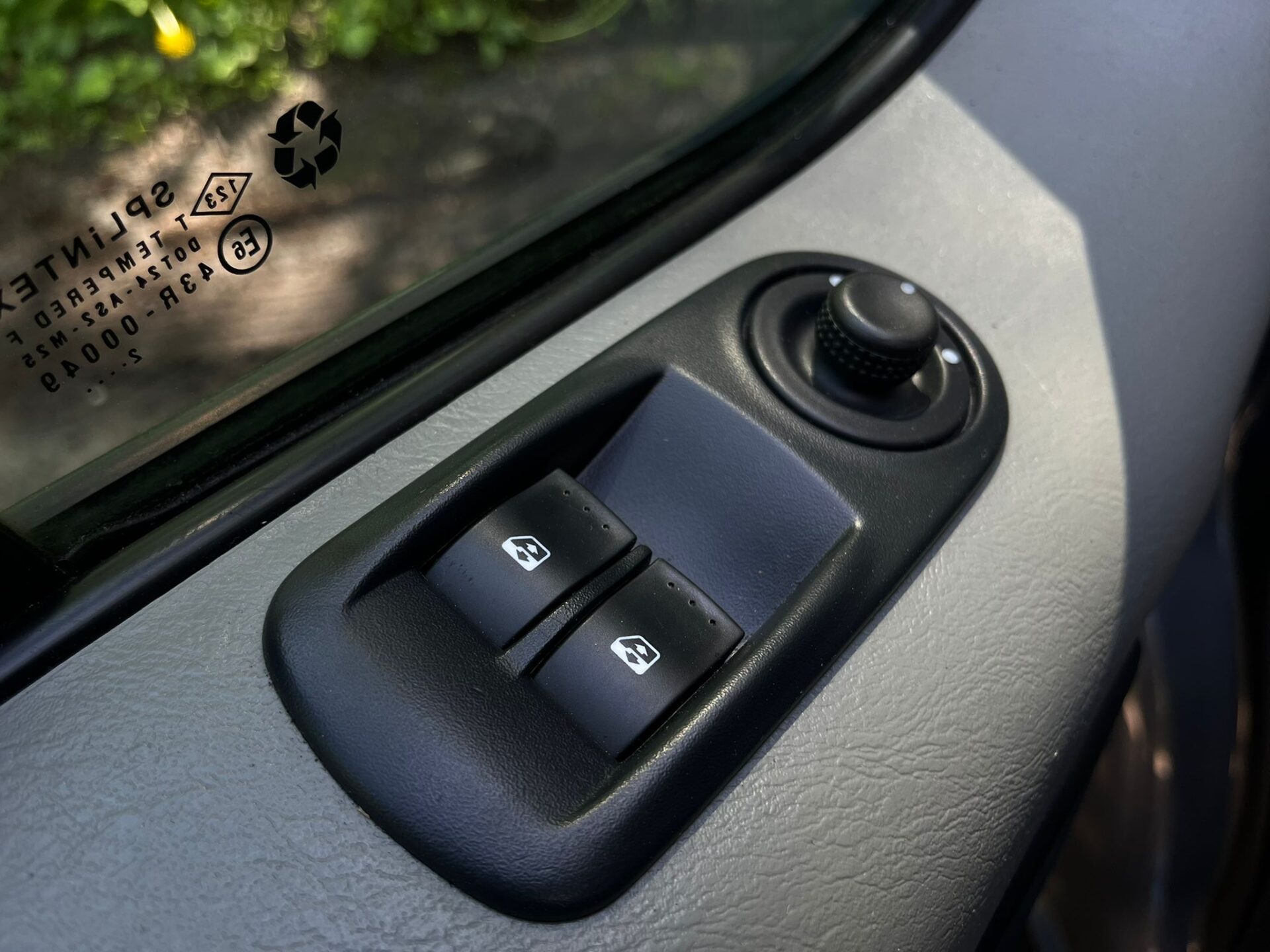 RENAULT TRAFIC KRAVAS BUSS-LATVIJĀ NAV EKSPLUATĒTS