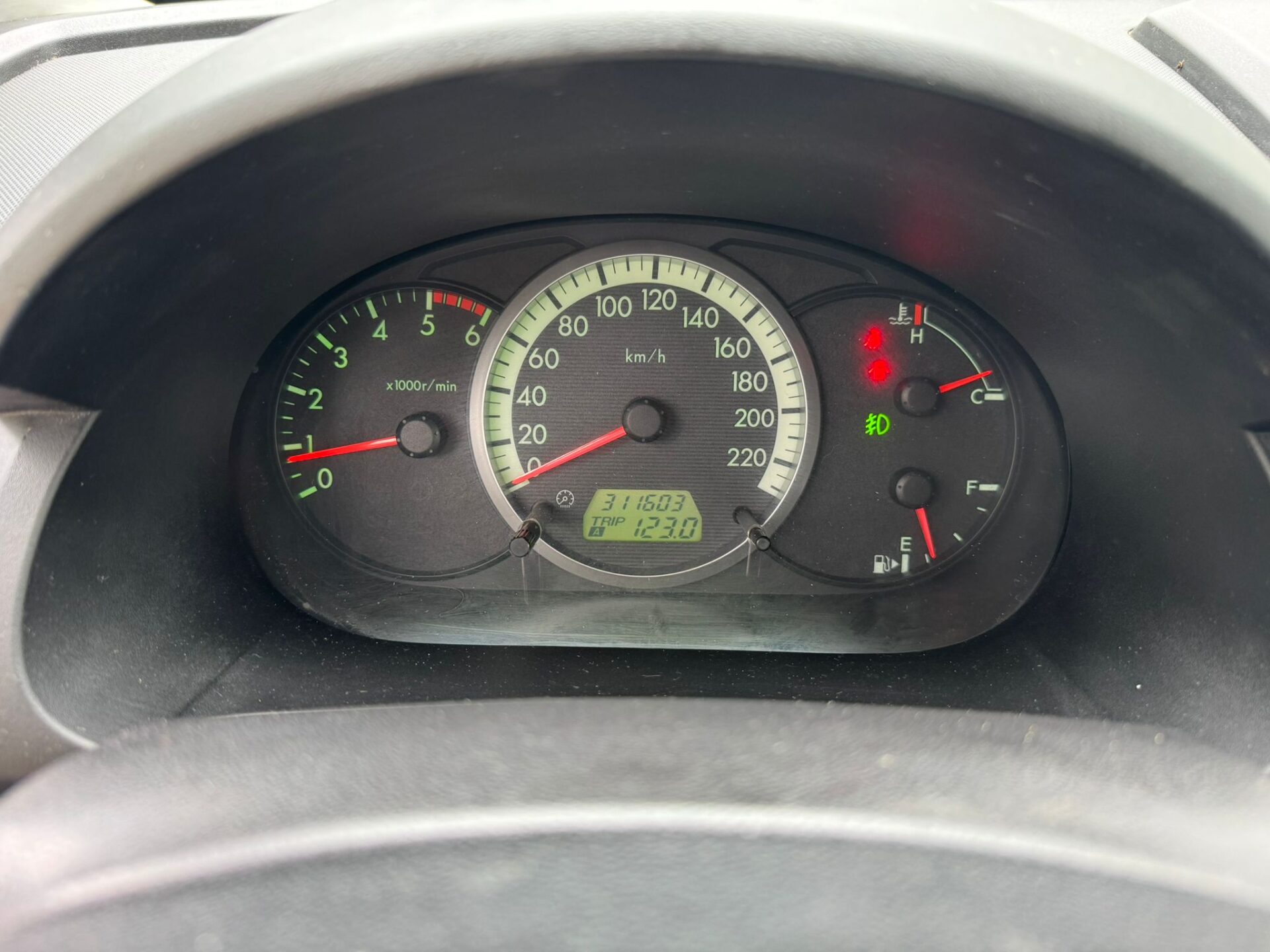 MAZDA 5 7-VIETAS