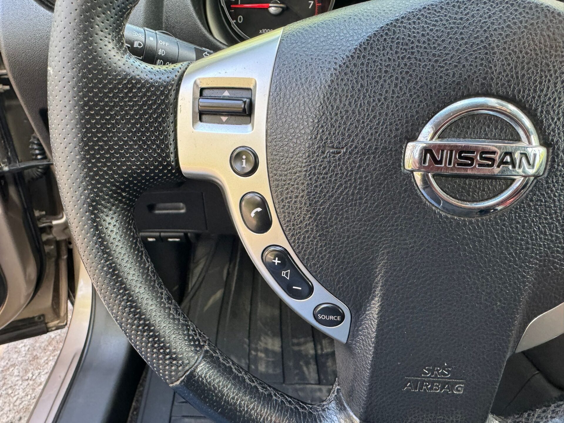 NISSAN QASHQAI