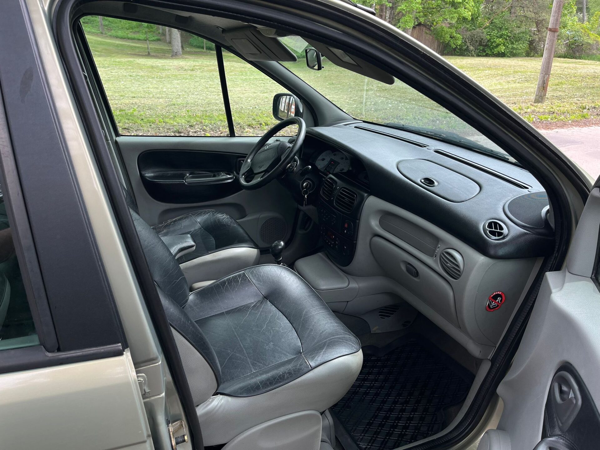 RENAULT MEGANE SCENIC