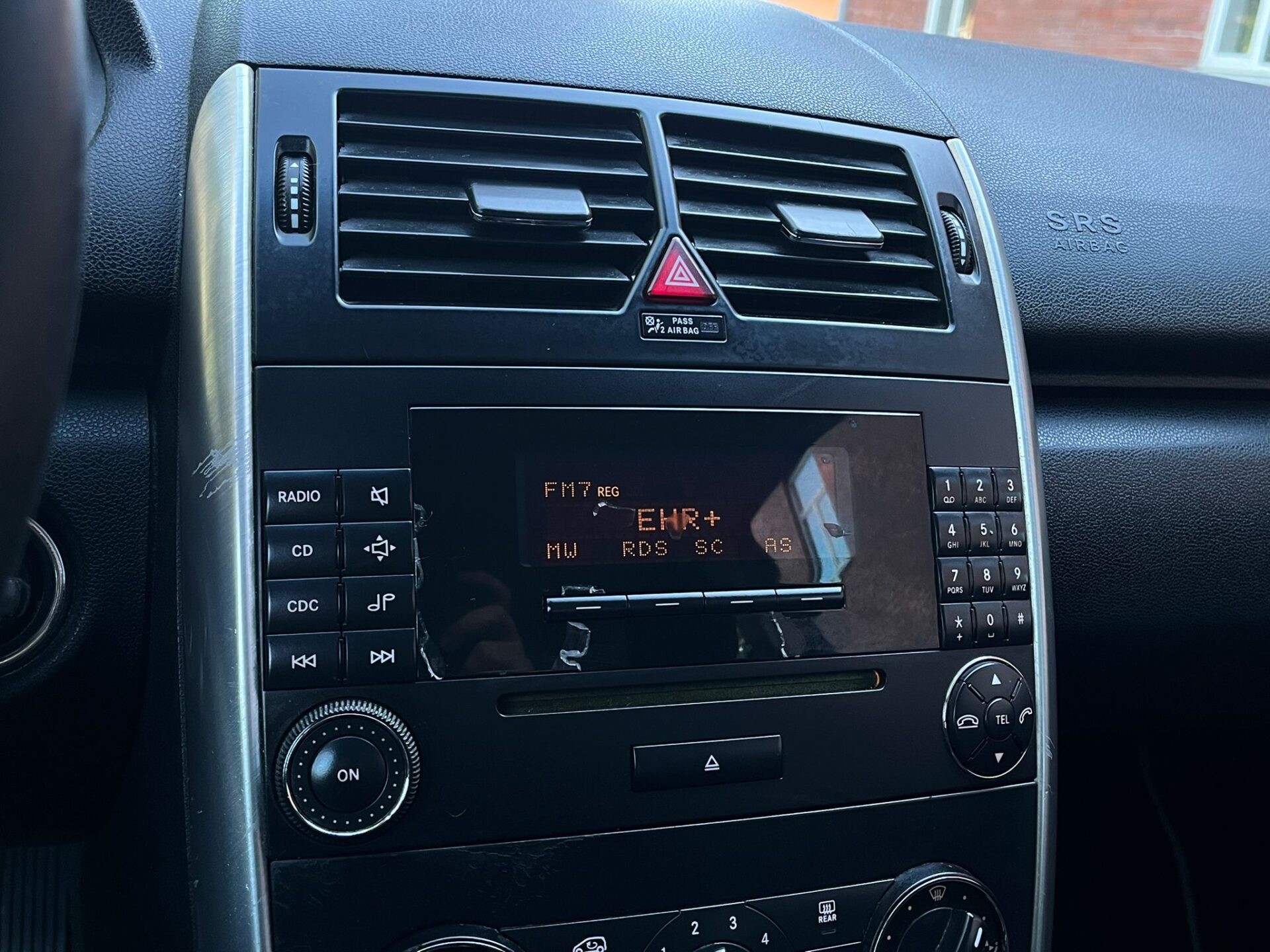 MERCEDES BENZ A180
