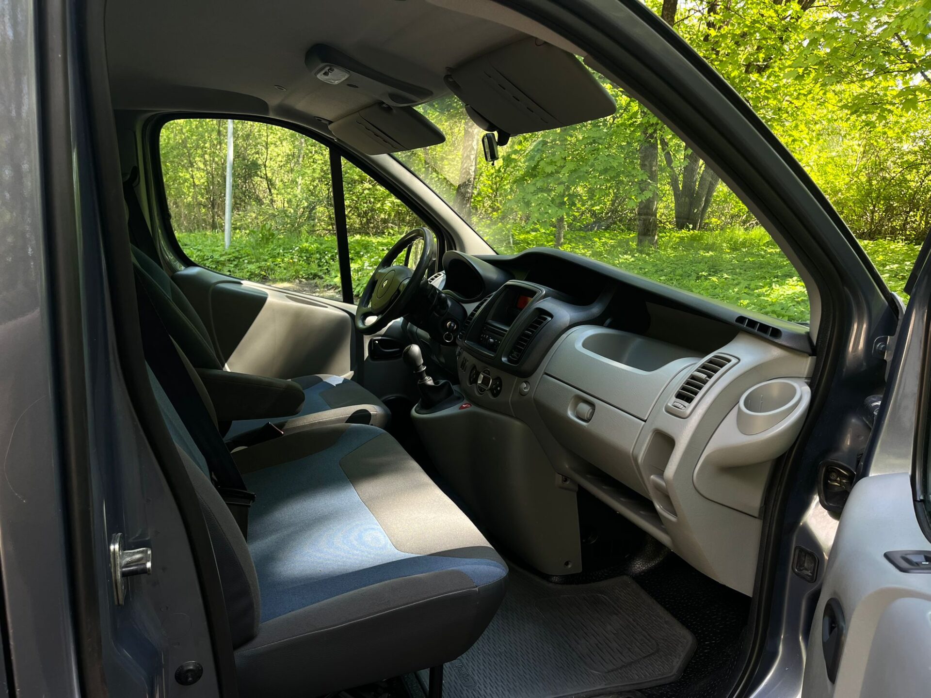 RENAULT TRAFIC KRAVAS BUSS-LATVIJĀ NAV EKSPLUATĒTS