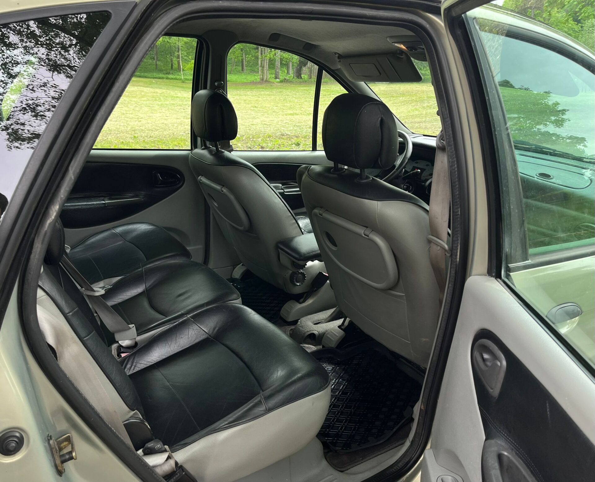 RENAULT MEGANE SCENIC