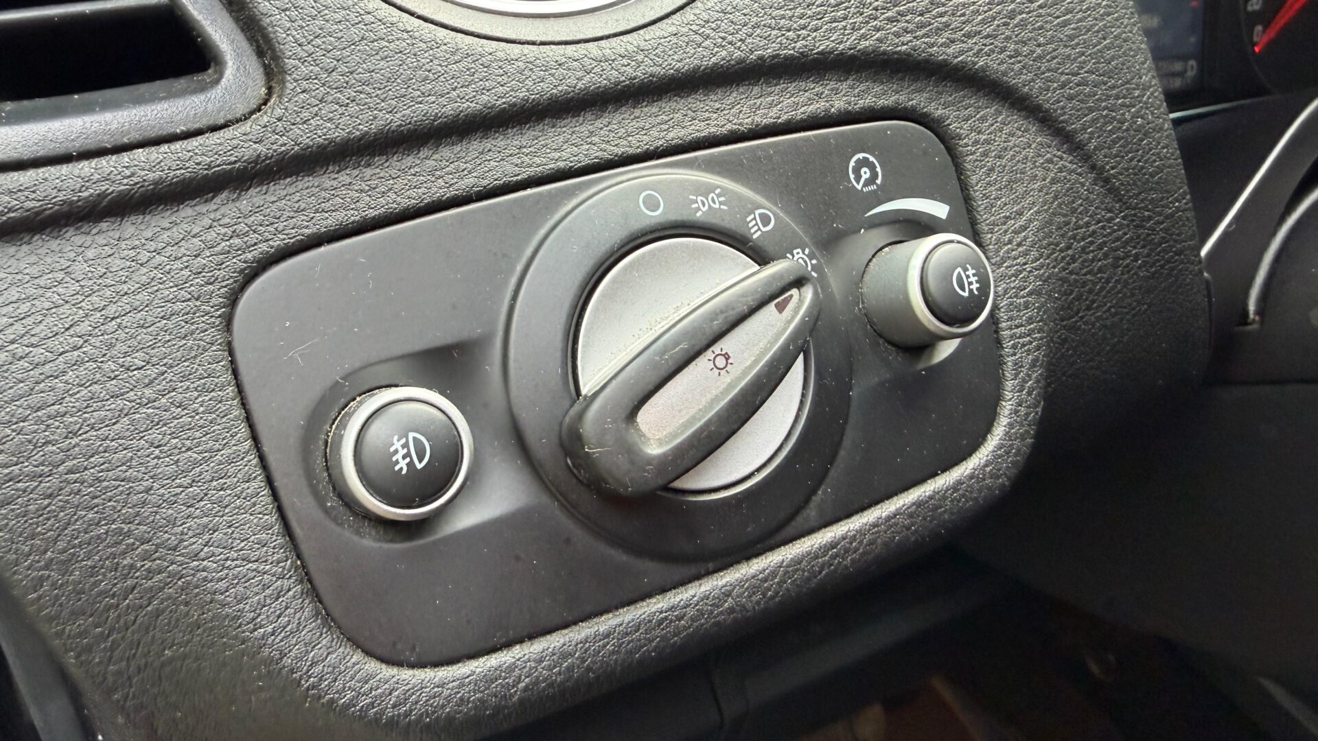 FORD GALAXY ST 7-VIETAS