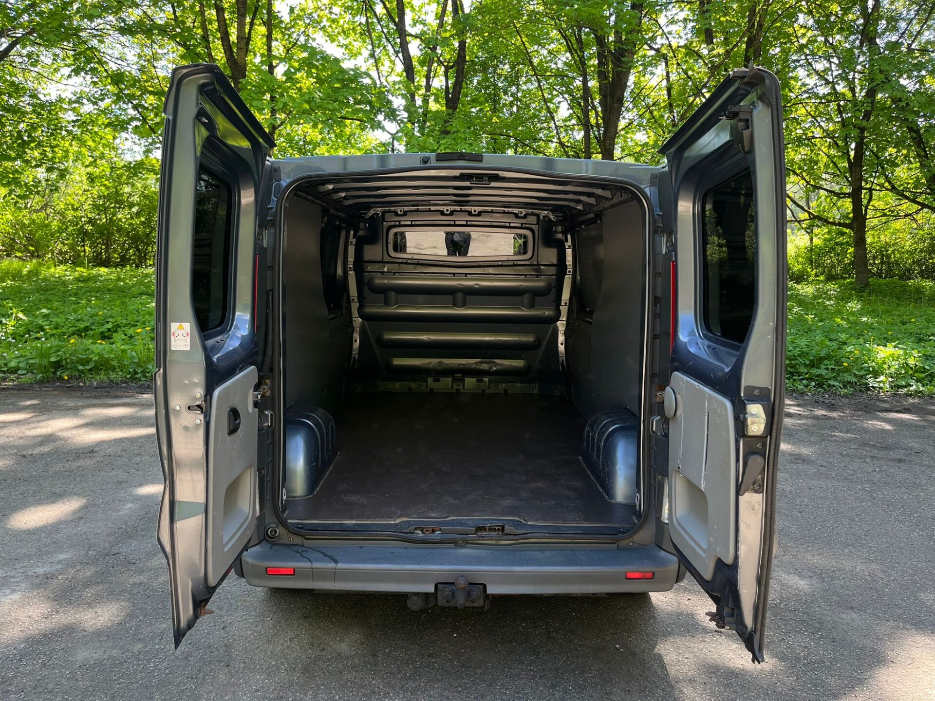 RENAULT TRAFIC KRAVAS BUSS-LATVIJĀ NAV EKSPLUATĒTS