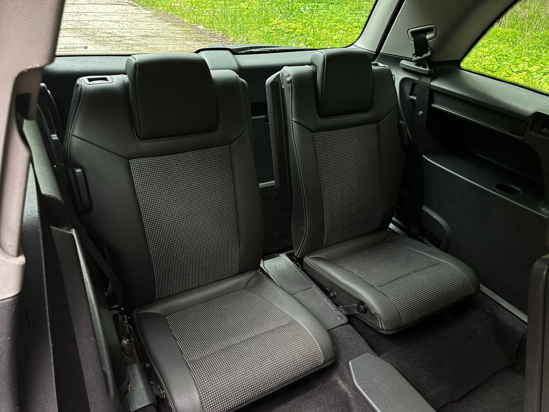 OPEL ZAFIRA 7-VIETAS