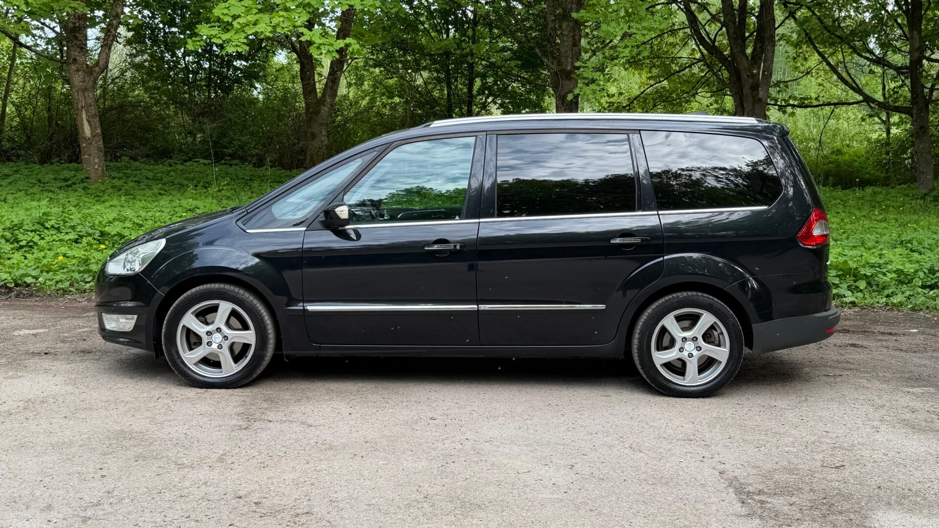 FORD GALAXY ST 7-VIETAS