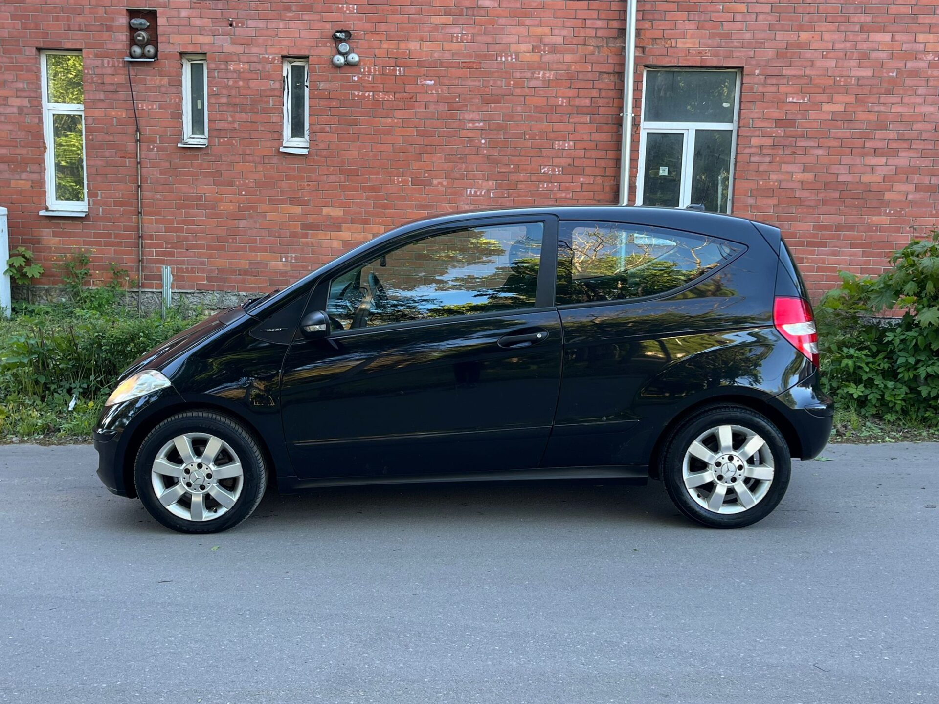 MERCEDES BENZ A180
