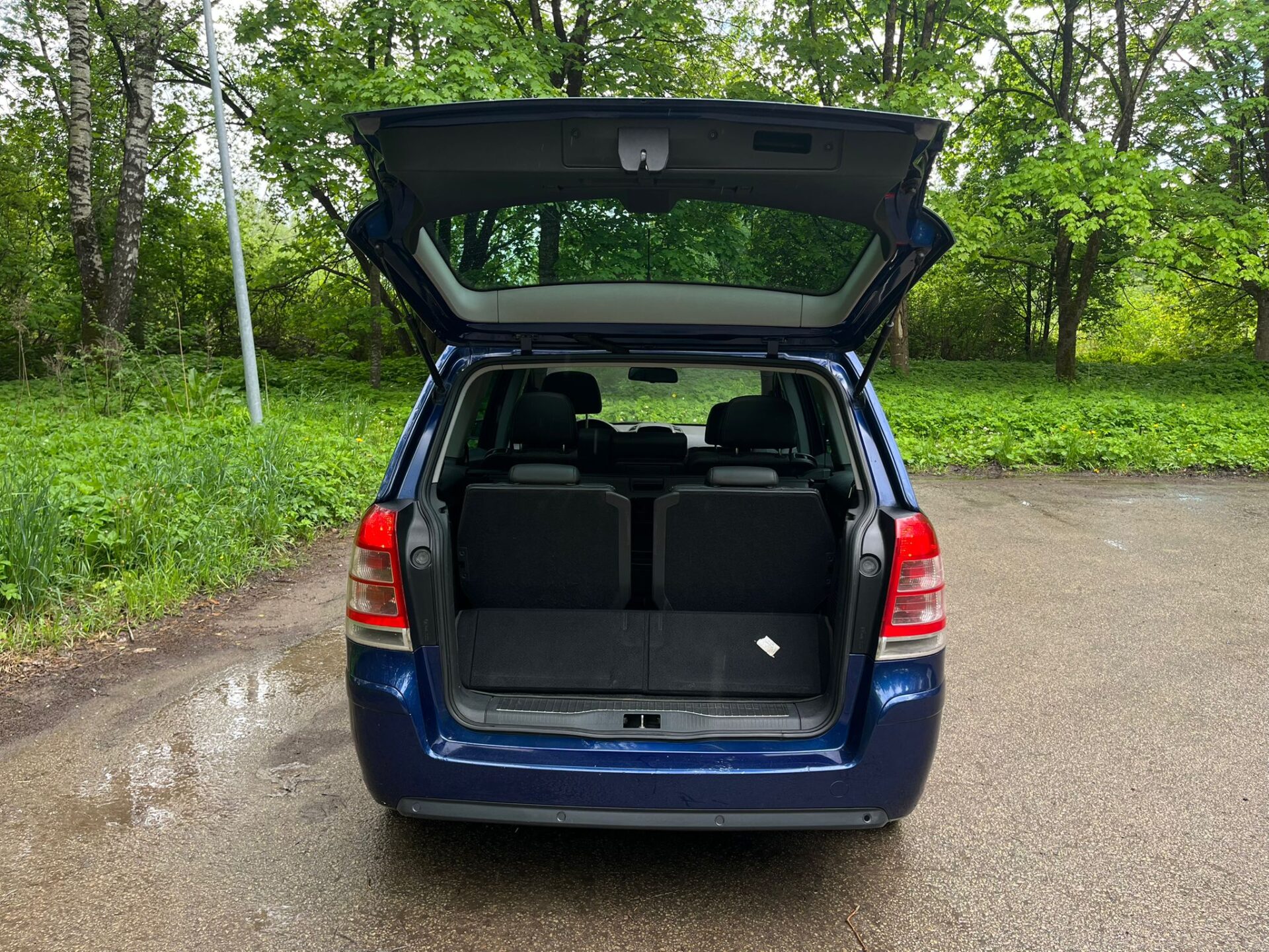 OPEL ZAFIRA 7-VIETAS