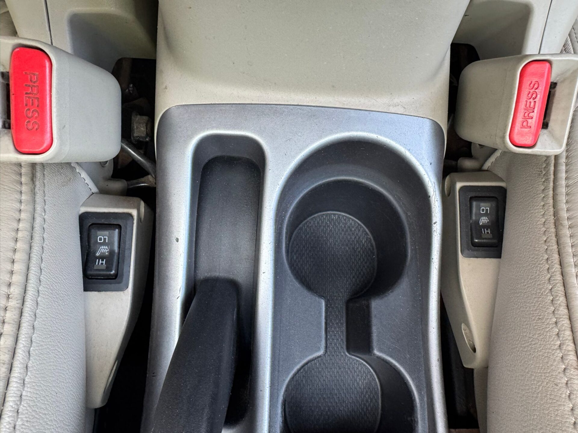 MITSUBISHI OUTLANDER 4X4
