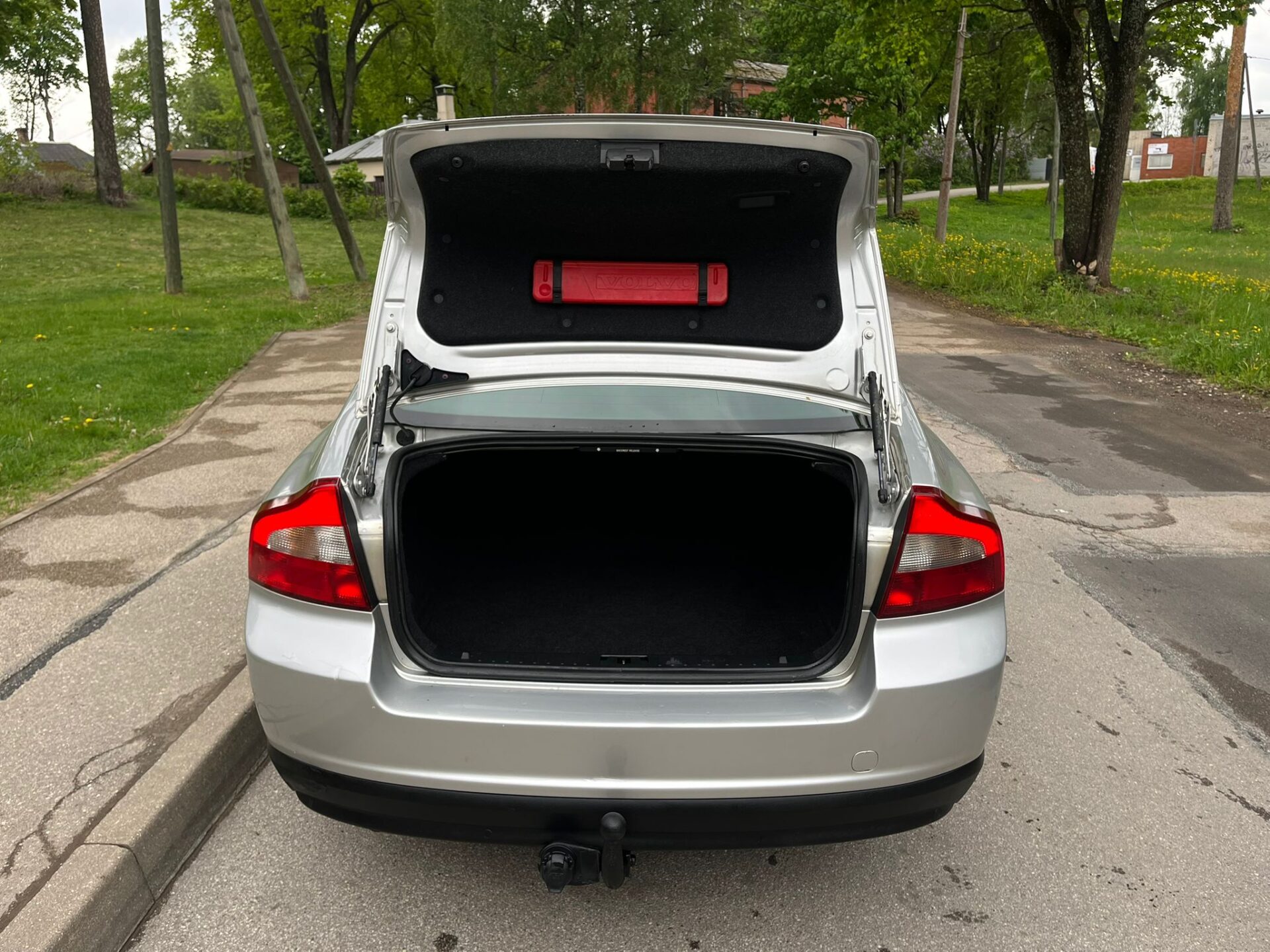 VOLVO S80