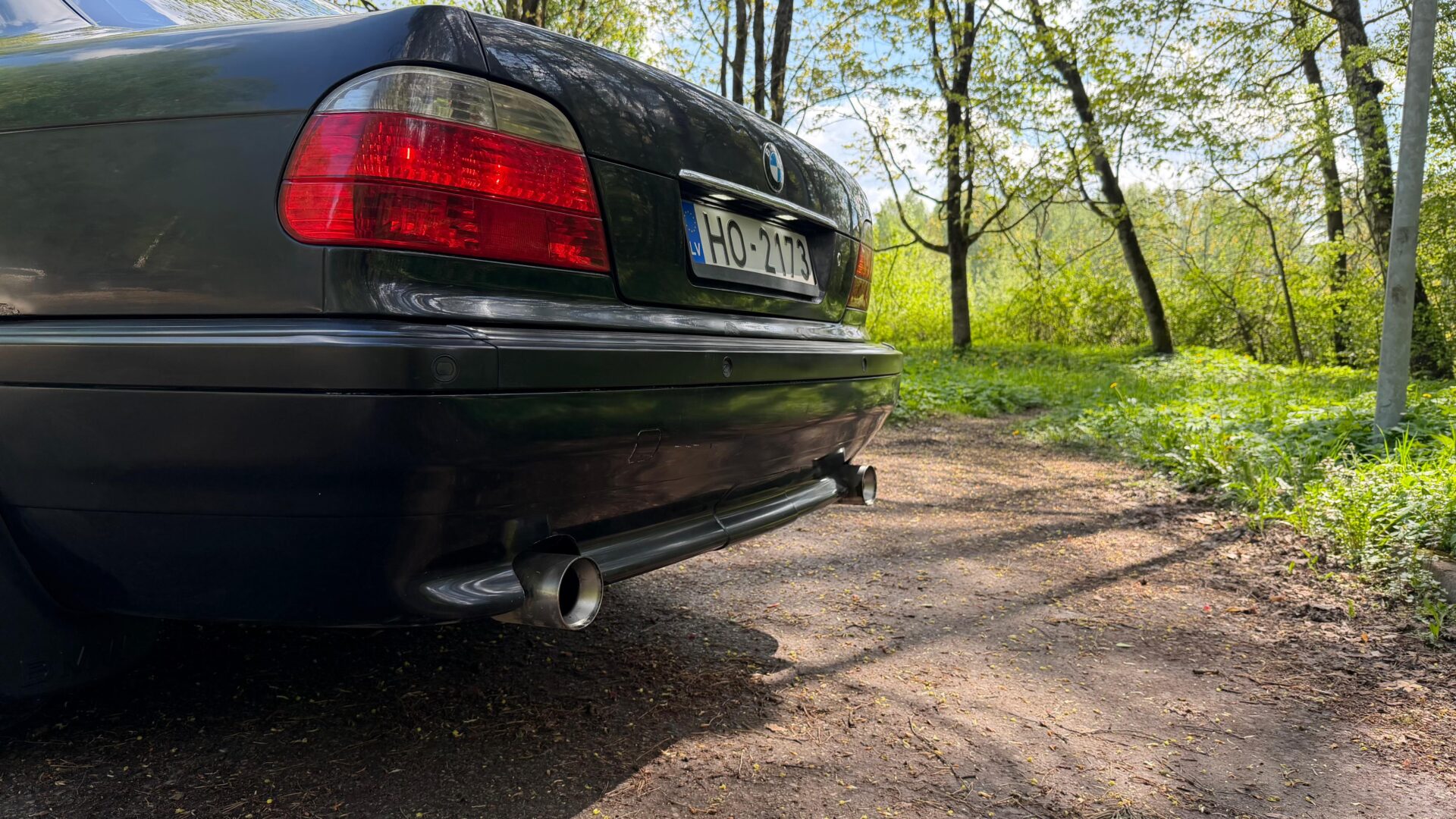 BMW 728