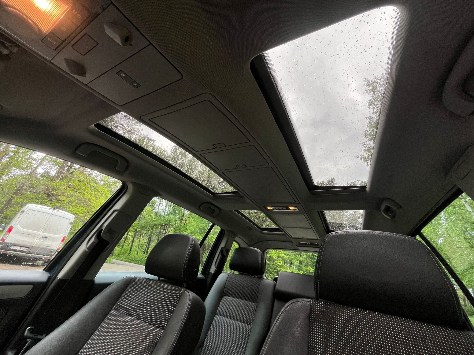 OPEL ZAFIRA 7-VIETAS