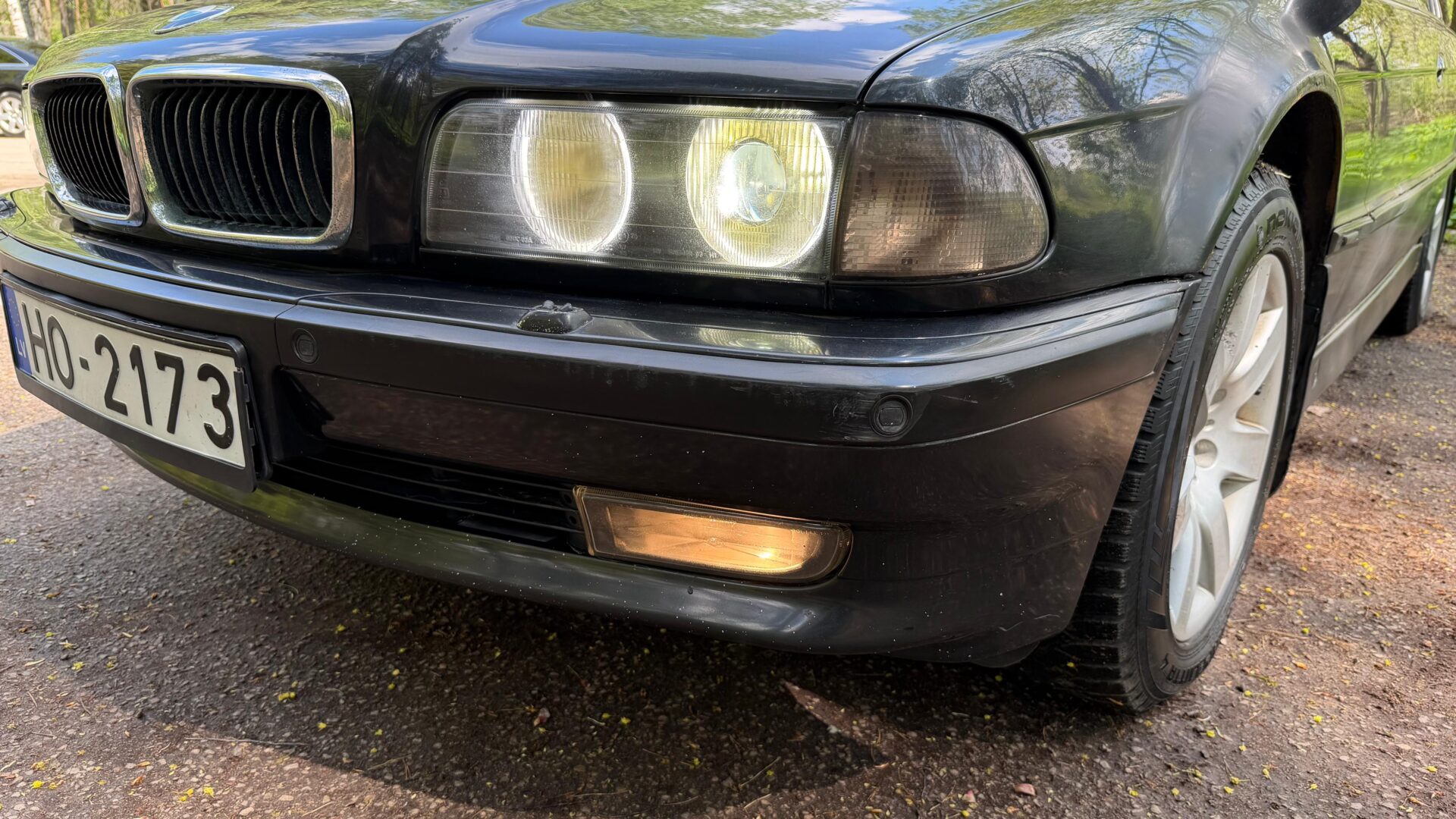 BMW 728