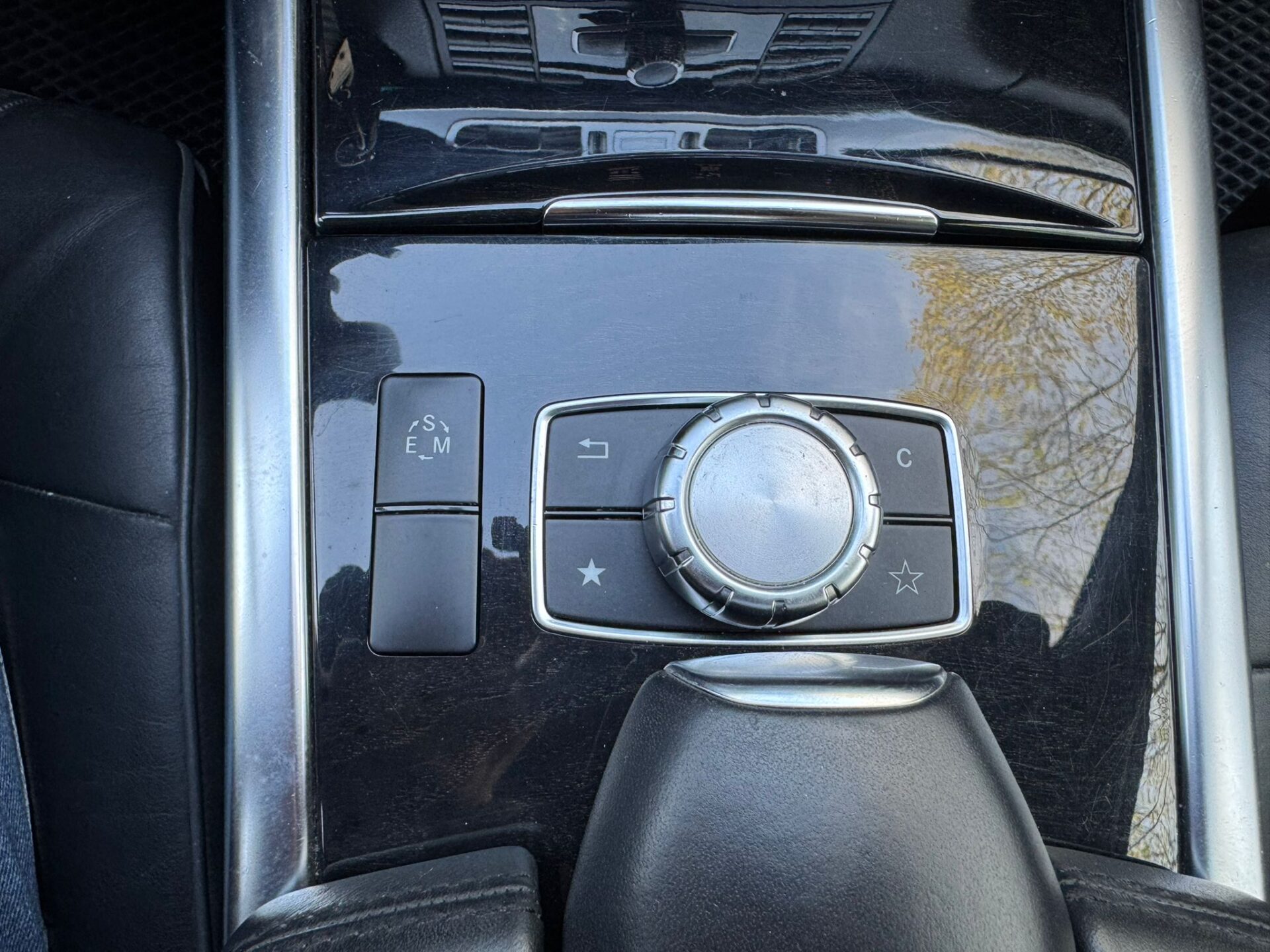MERCEDES BENZ E300 BLUETEC HYBRID AMG