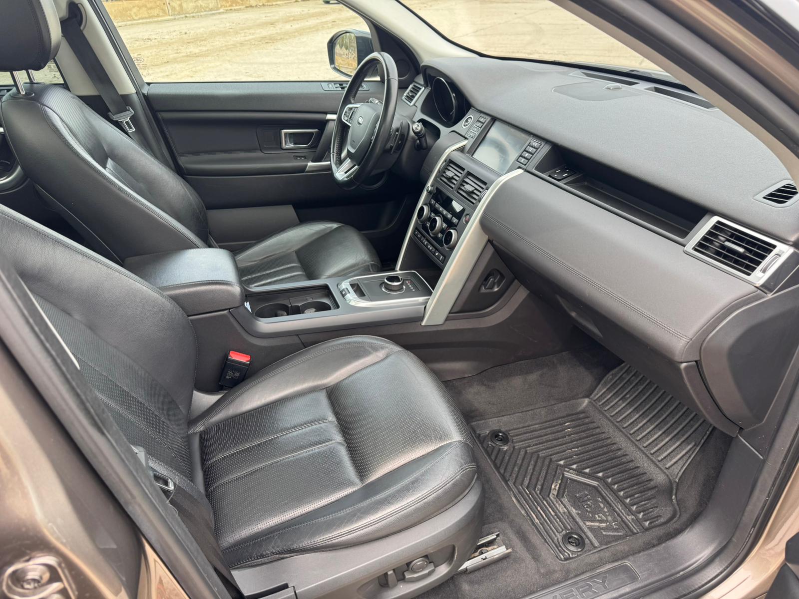 LAND ROVER DISCOVERY SPORT
