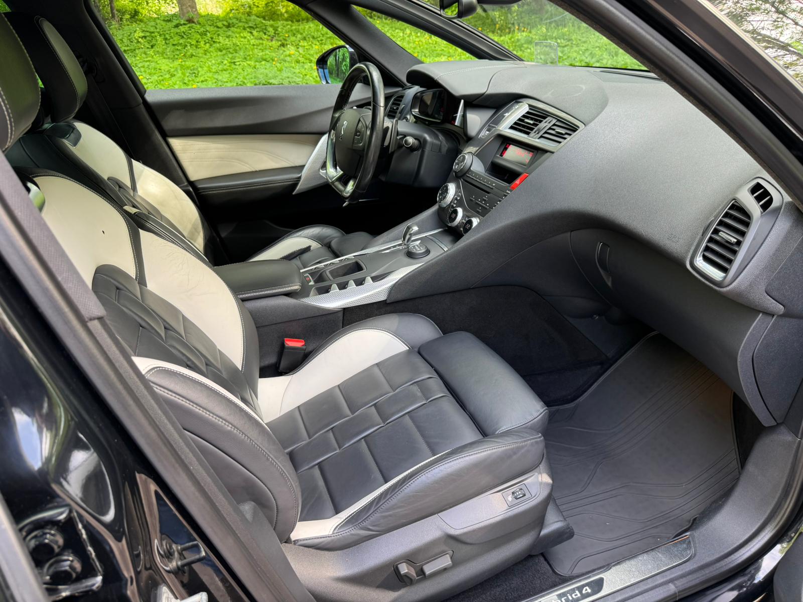 CITROEN DS5 HYBRID