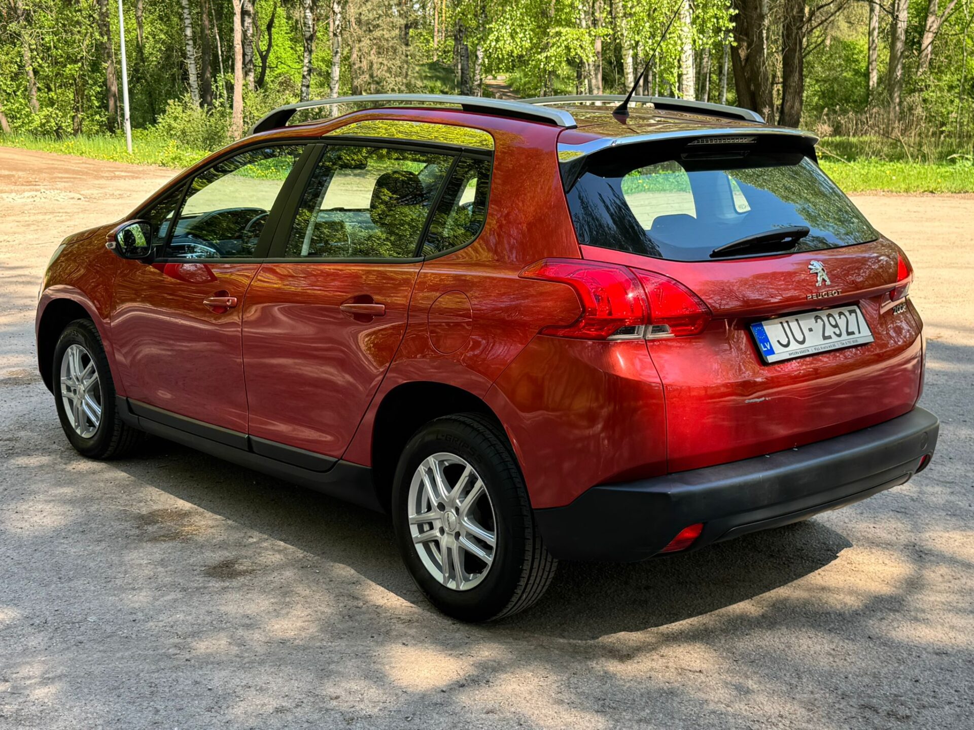 PEUGEOT 2008