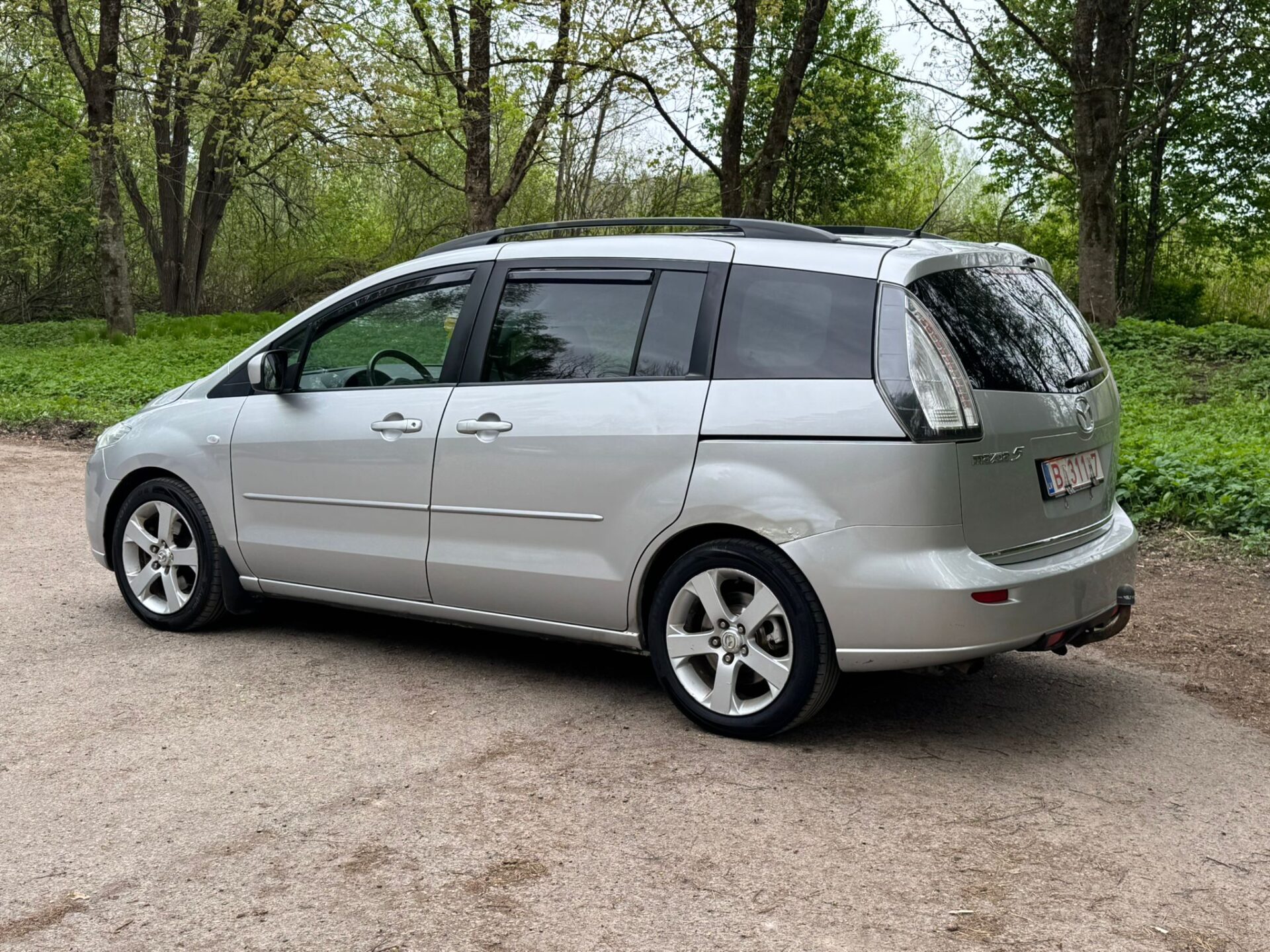 MAZDA 5 7-VIETAS