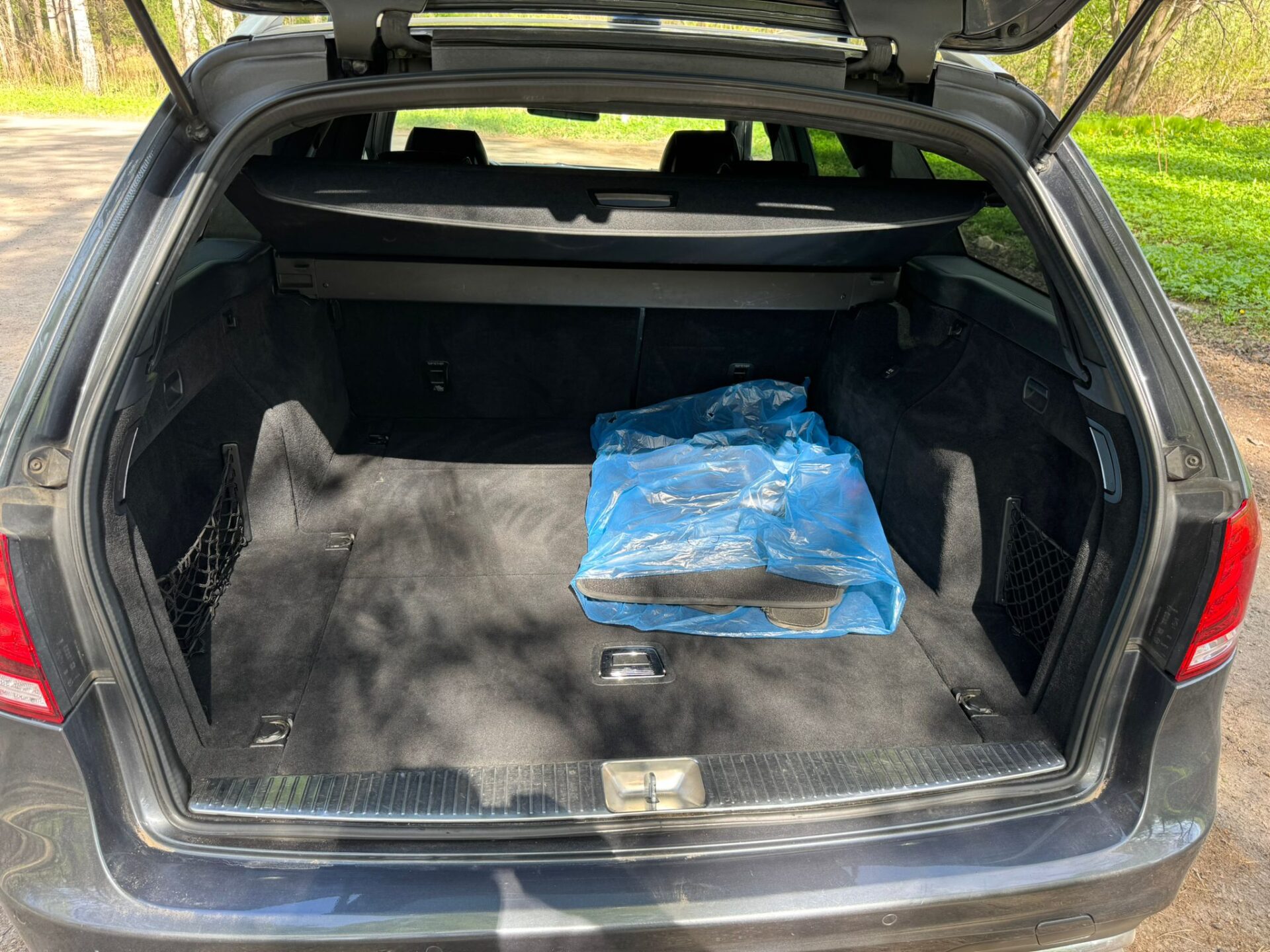 MERCEDES BENZ E300 BLUETEC HYBRID AMG