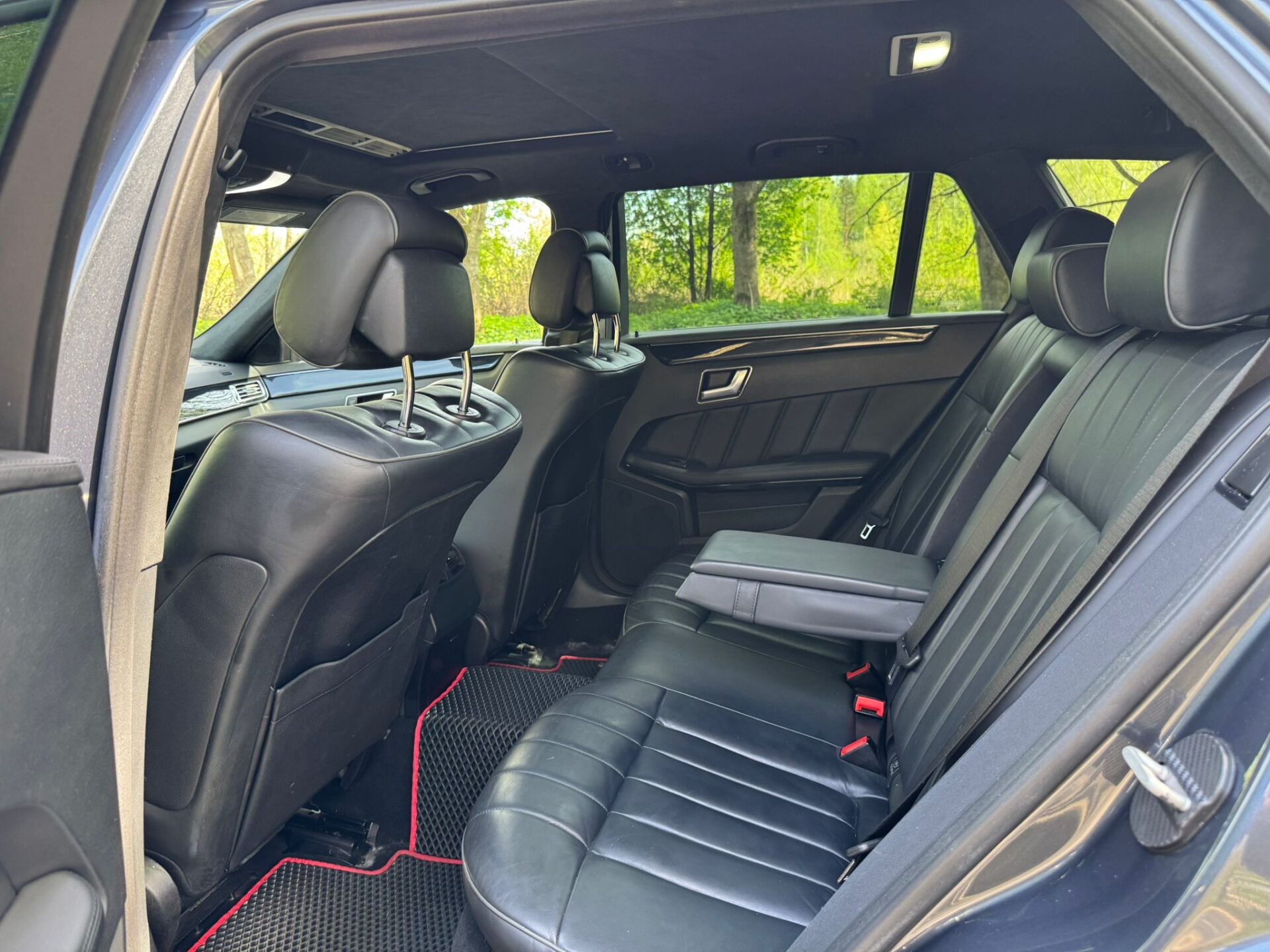 MERCEDES BENZ E300 BLUETEC HYBRID AMG