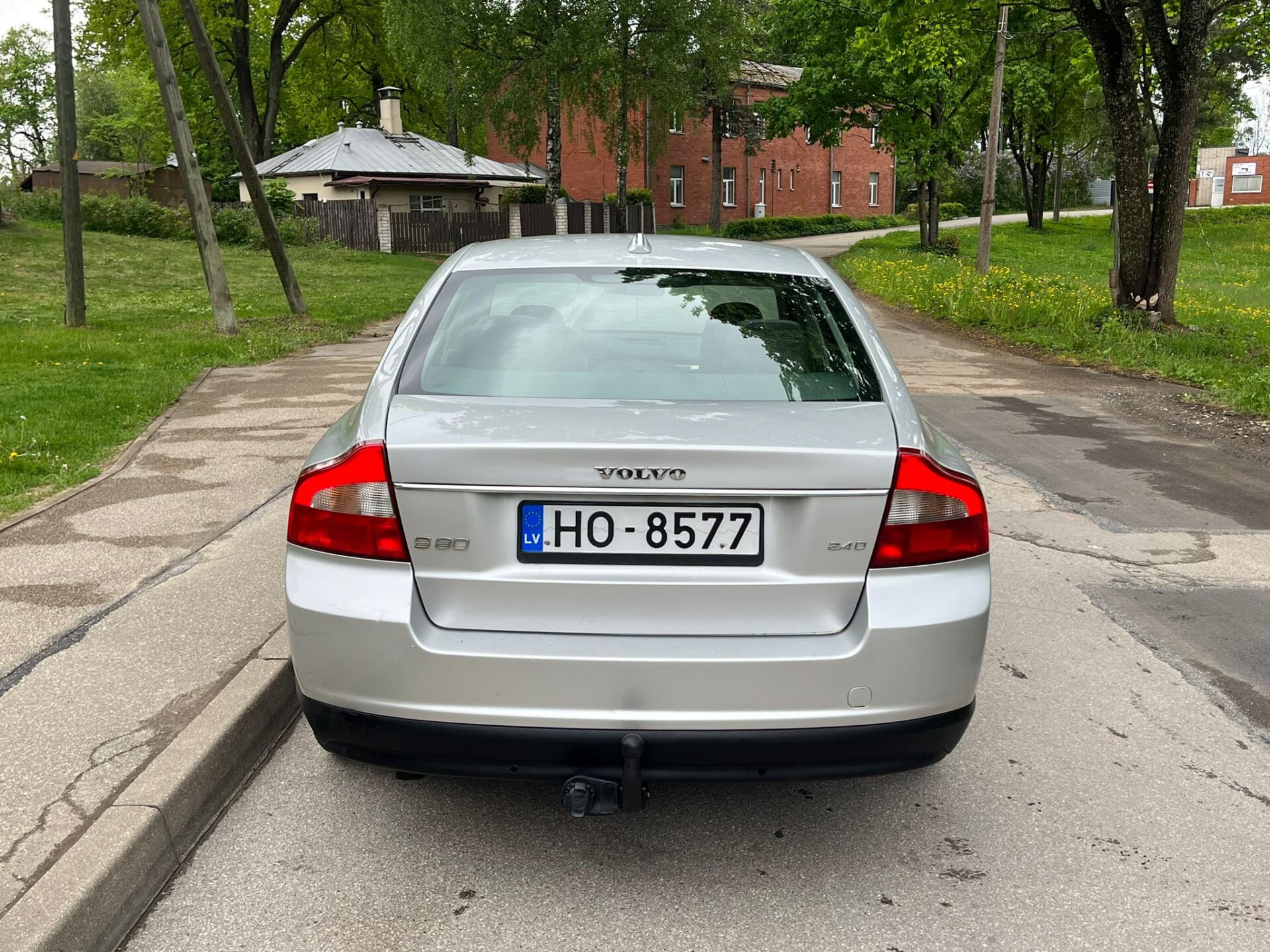 VOLVO S80
