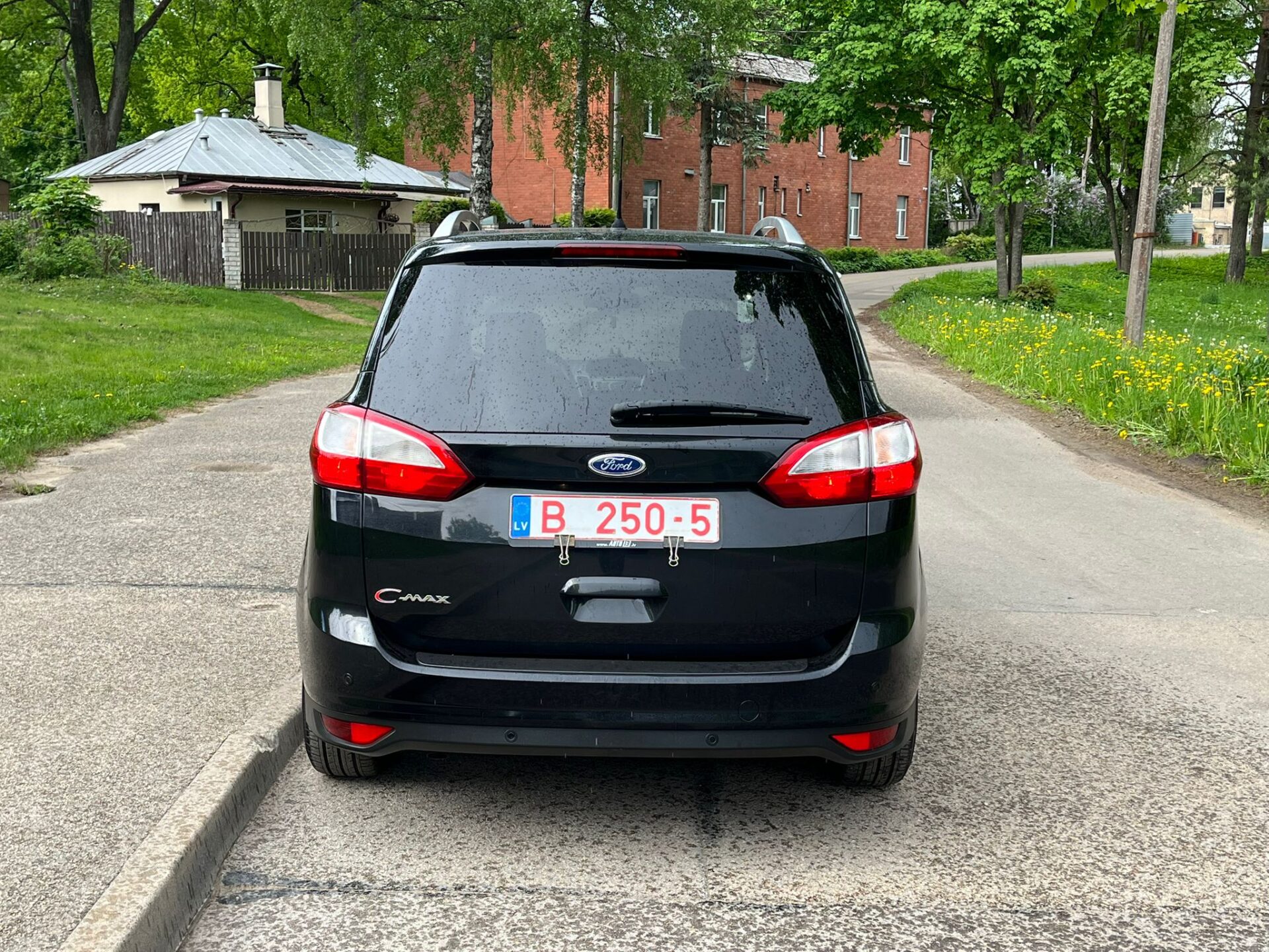 FORD GRAND C-MAX 7-VIETAS