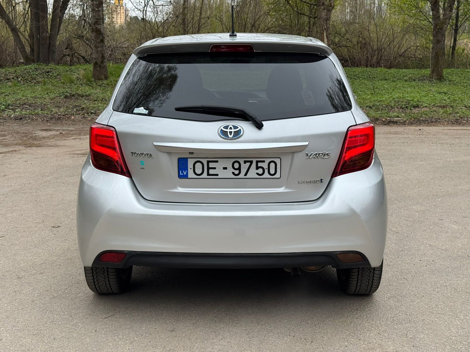TOYOTA YARIS HYBRID