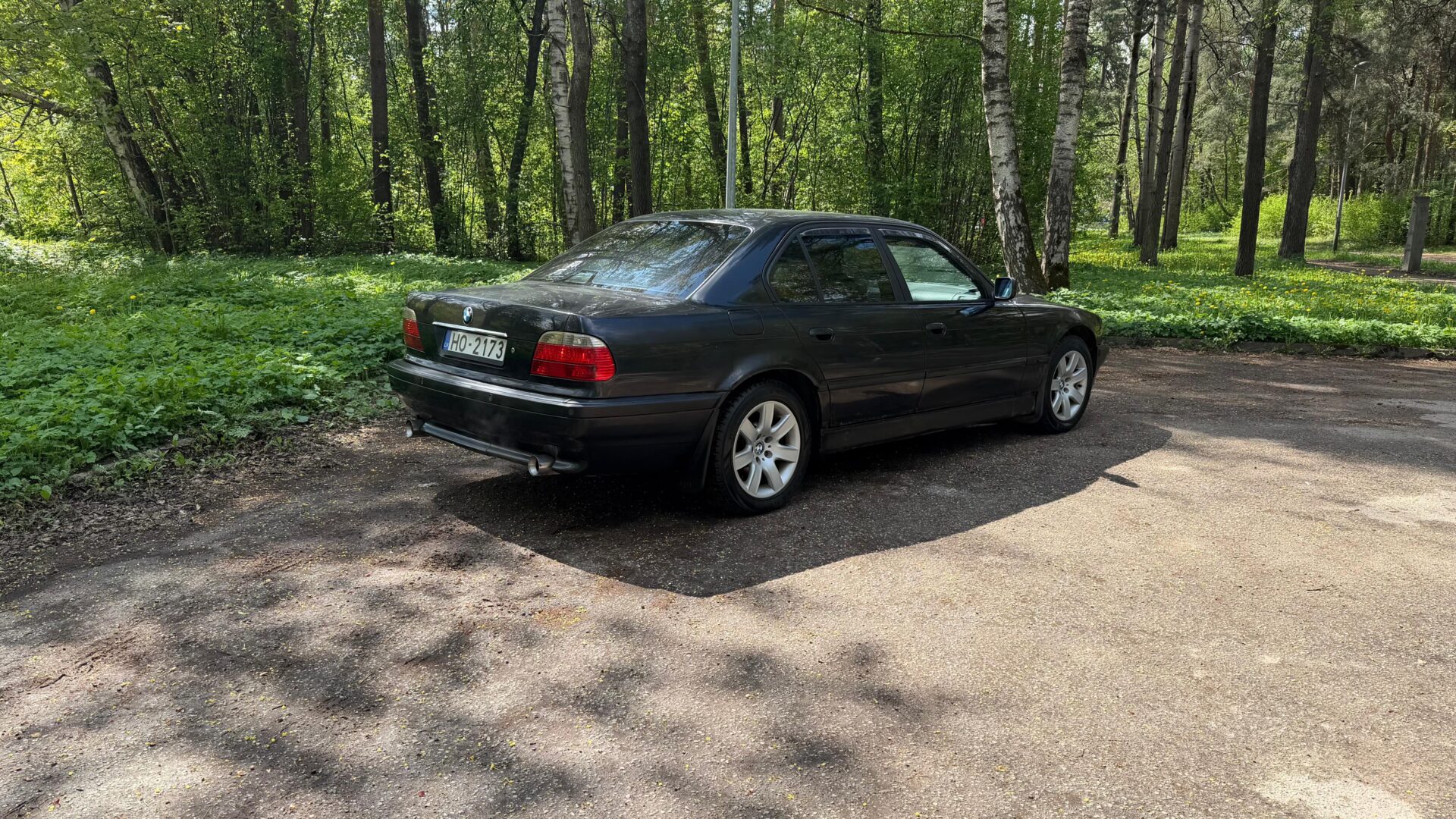 BMW 728