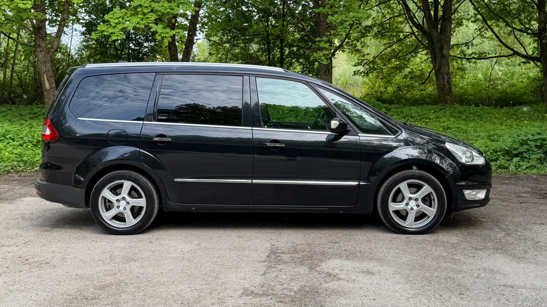 FORD GALAXY ST 7-VIETAS