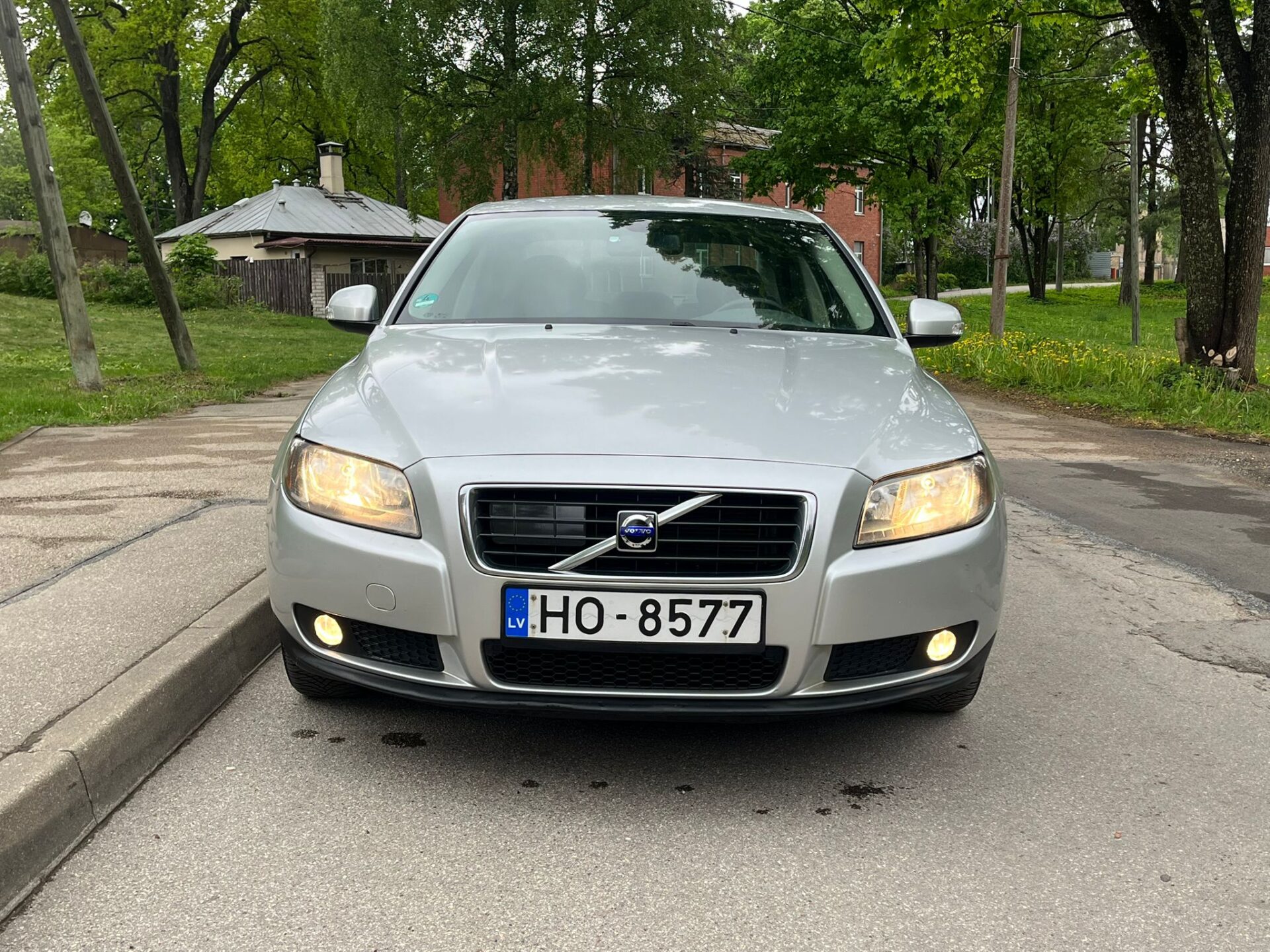 VOLVO S80