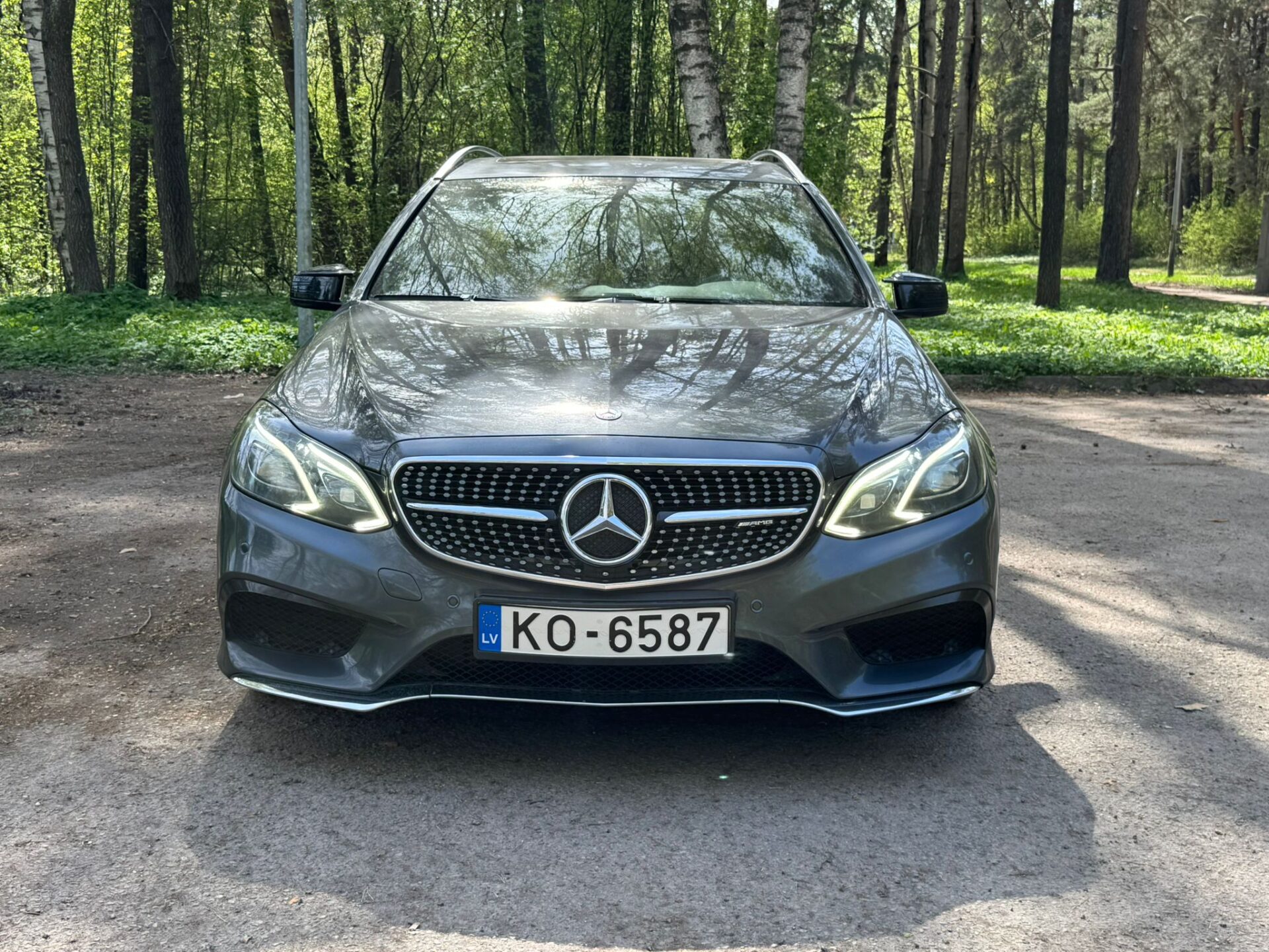 MERCEDES BENZ E300 BLUETEC HYBRID AMG