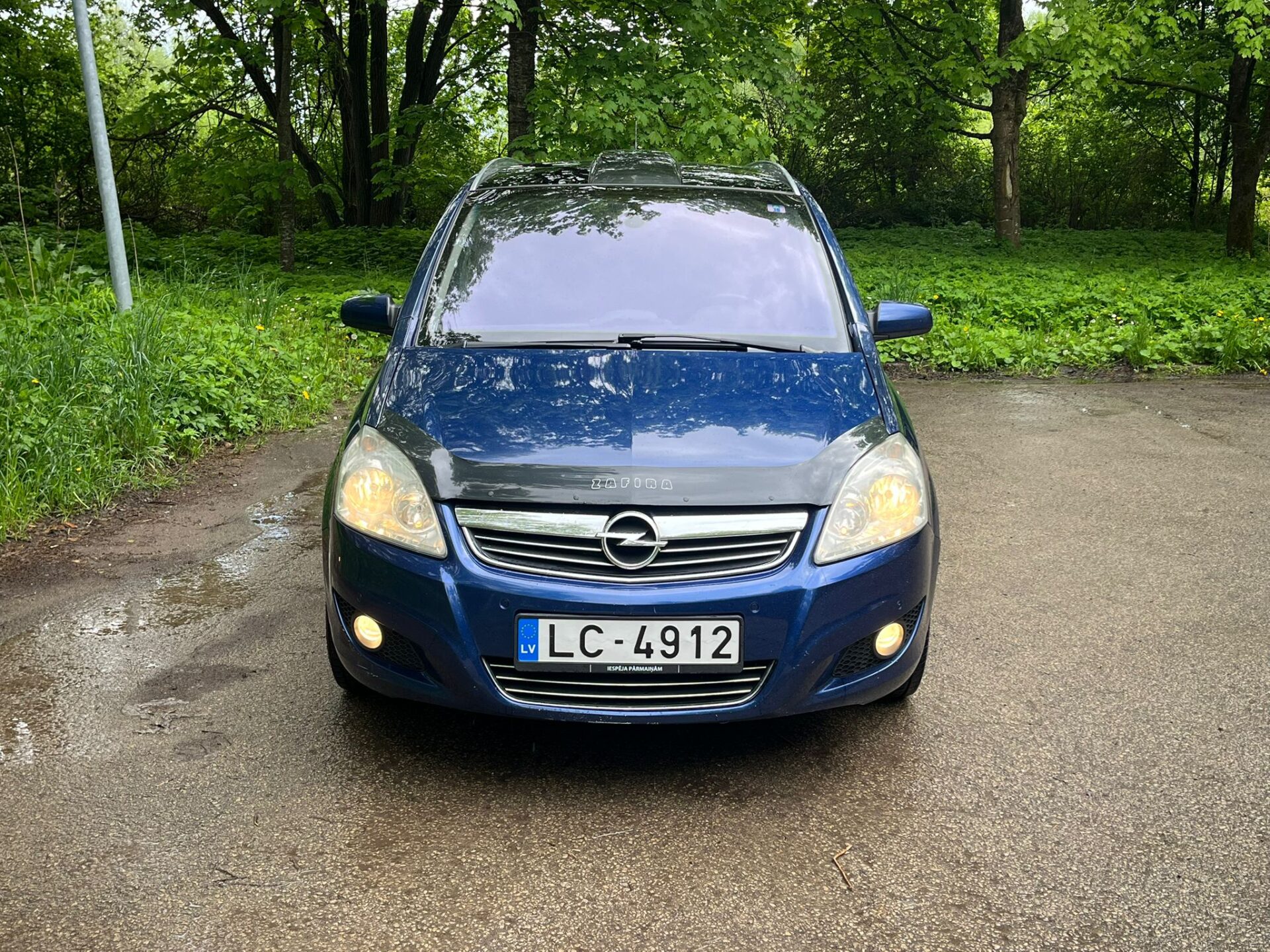 OPEL ZAFIRA 7-VIETAS