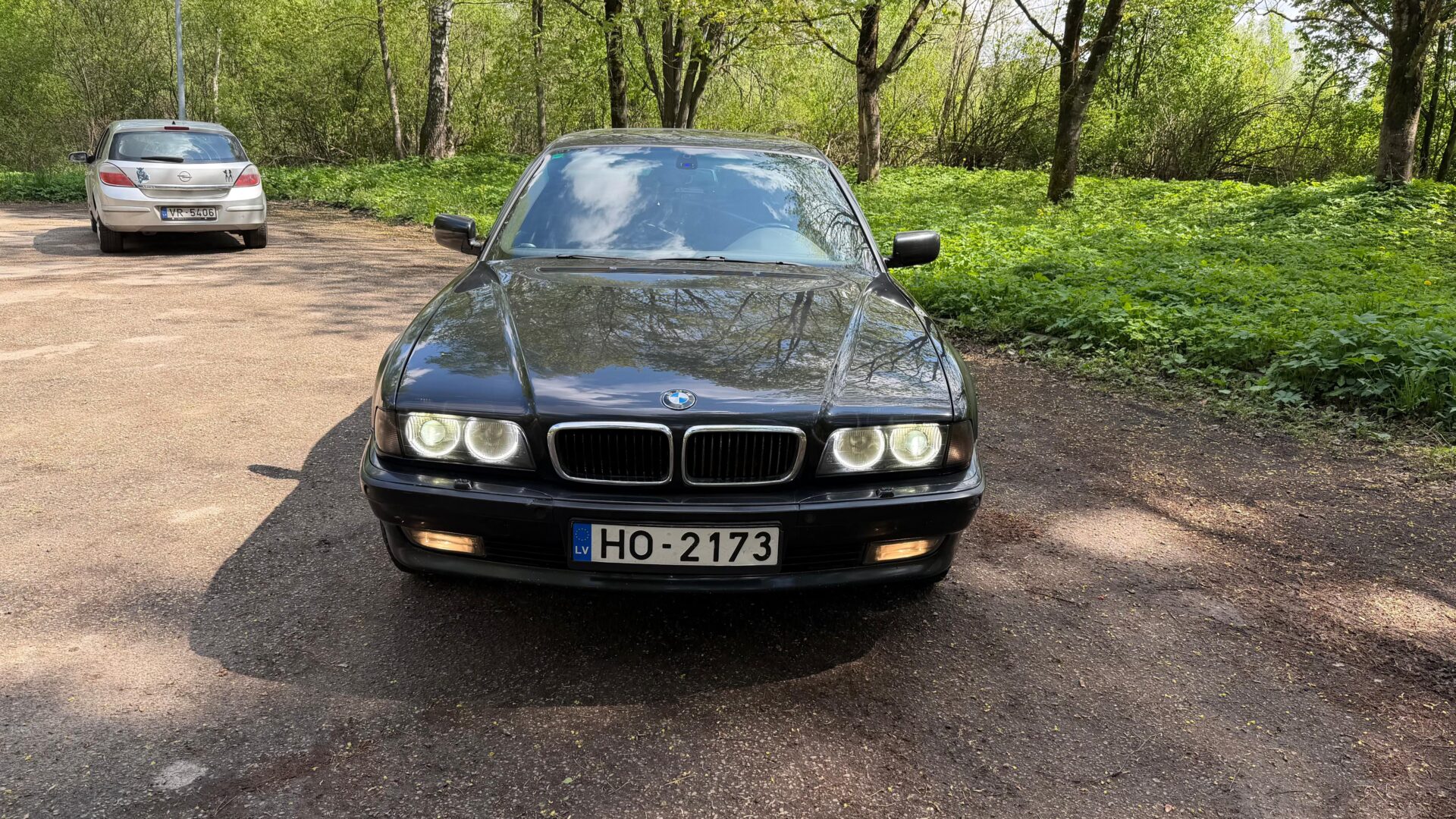 BMW 728