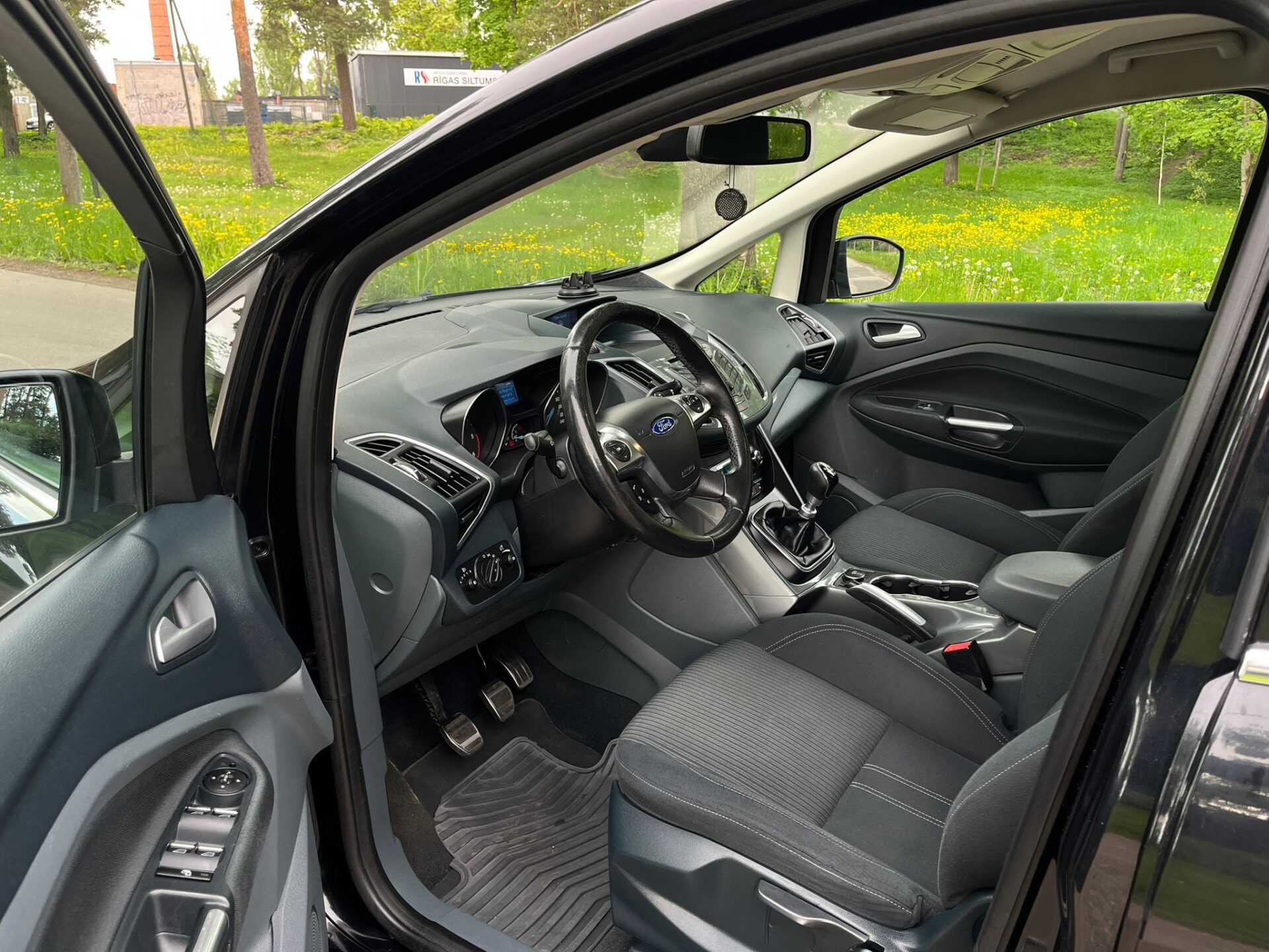 FORD GRAND C-MAX 7-VIETAS