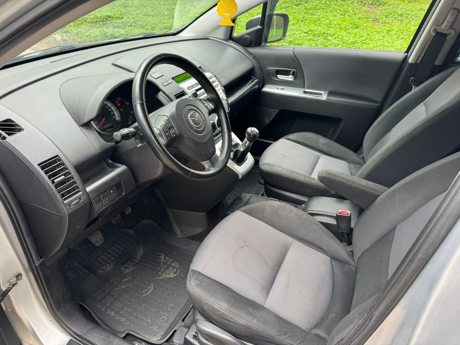 MAZDA 5 7-VIETAS