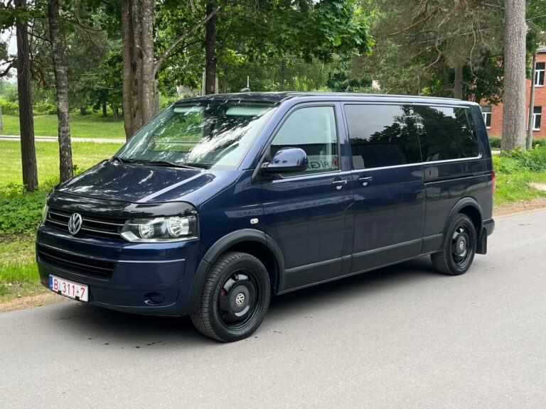 VW CARAVELLE 9-VIETAS