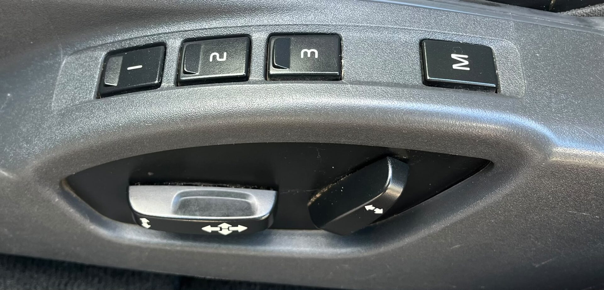 VOLVO XC60 SUMMUM