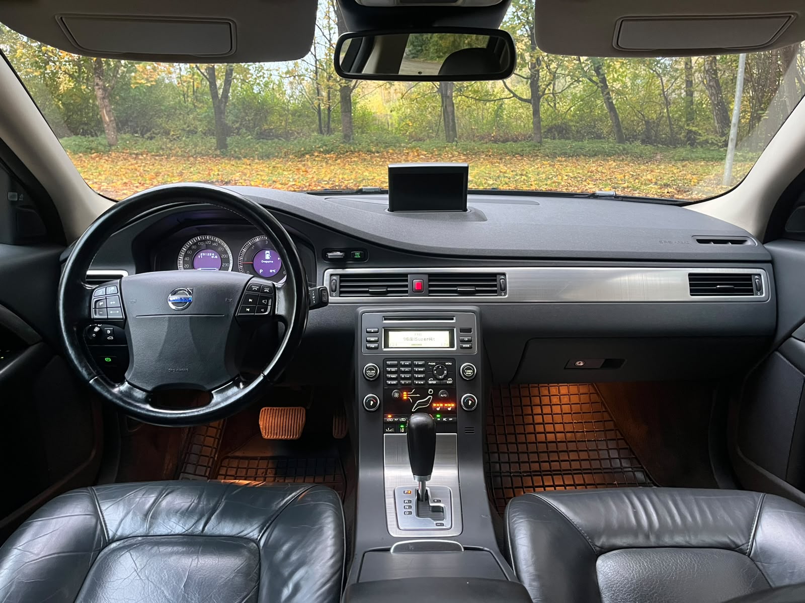 VOLVO V70 SUMMUM