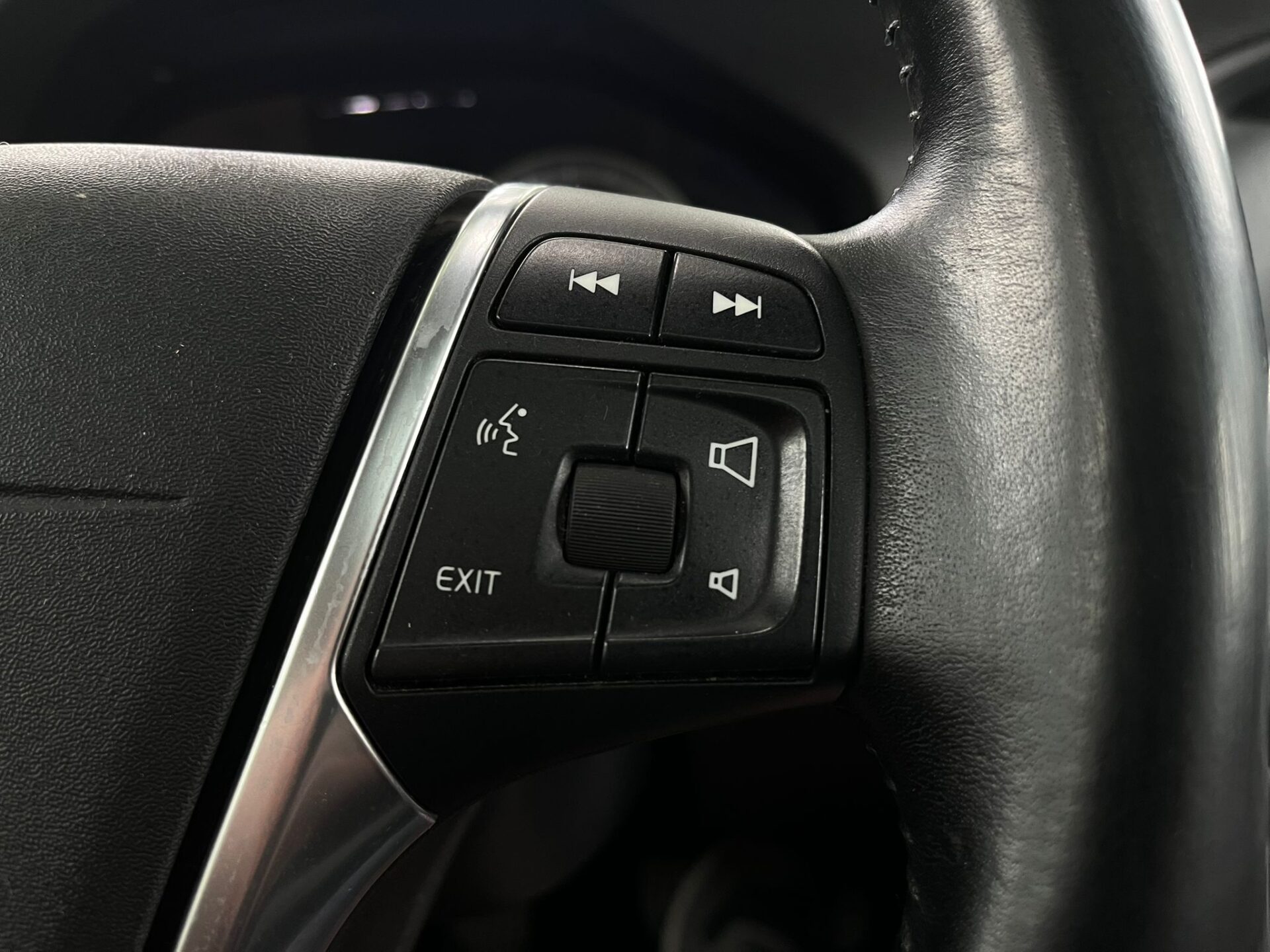 VOLVO V60 SUMMUM