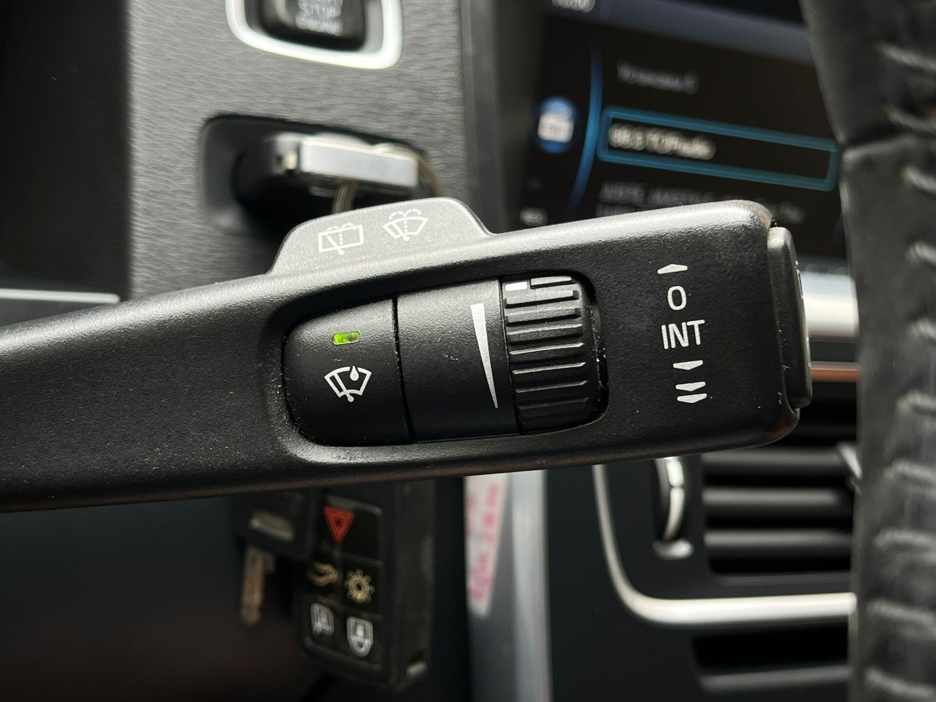 VOLVO V60 SUMMUM