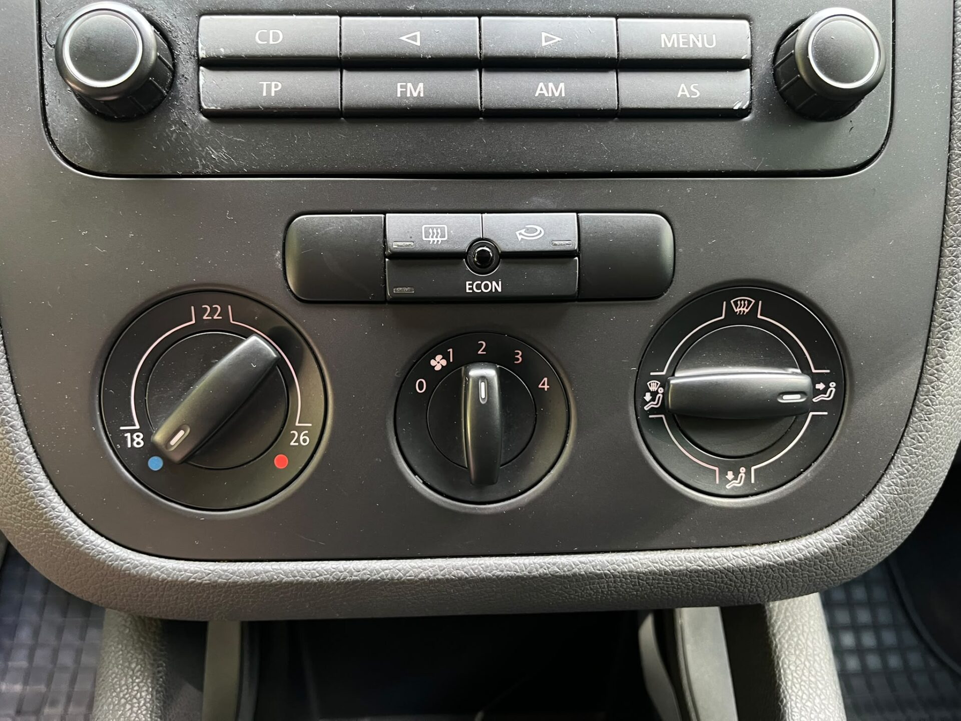 VW GOLF
