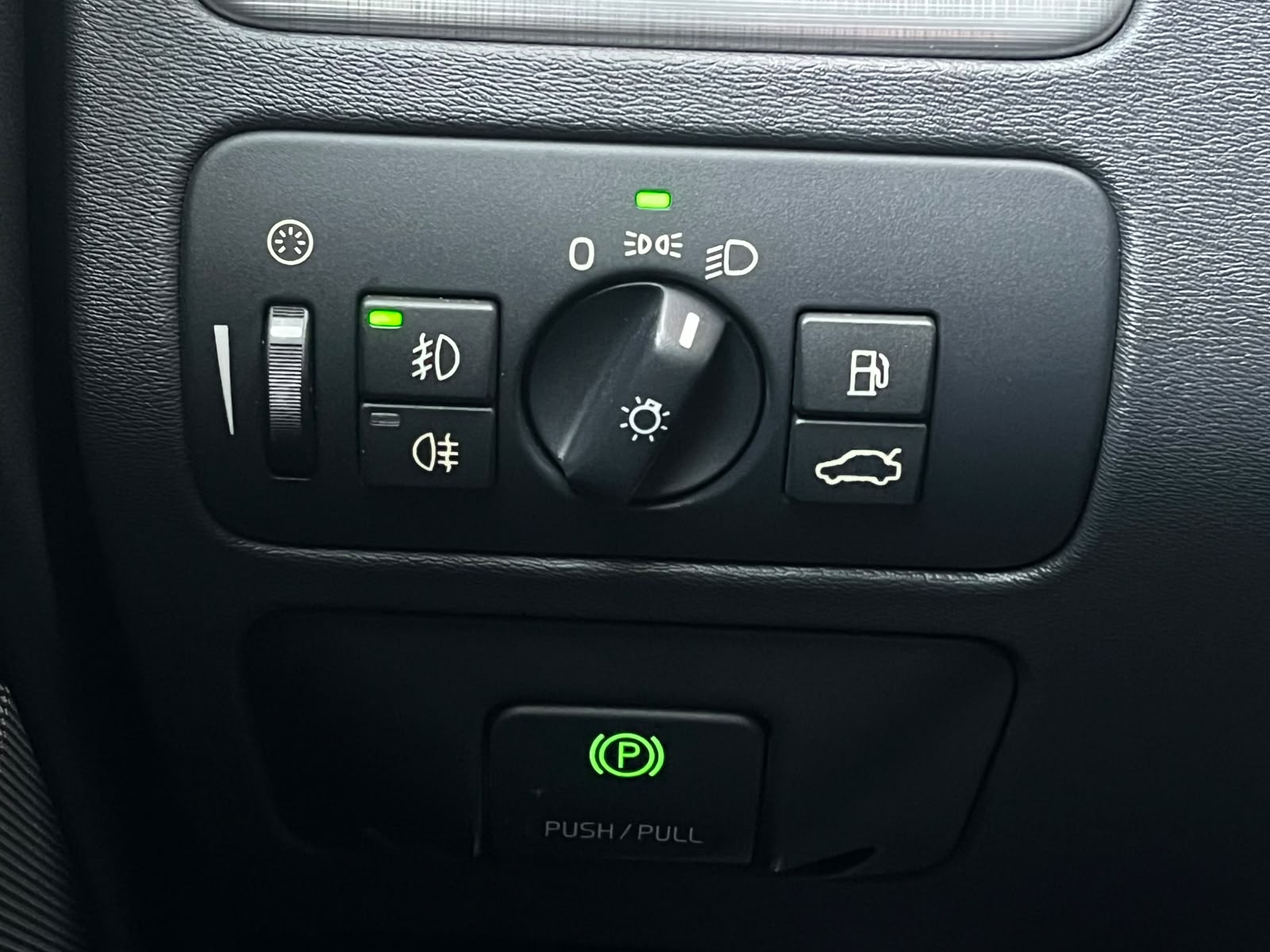 VOLVO V70 SUMMUM