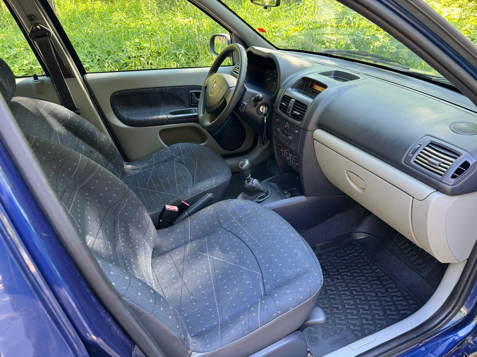 RENAULT CLIO