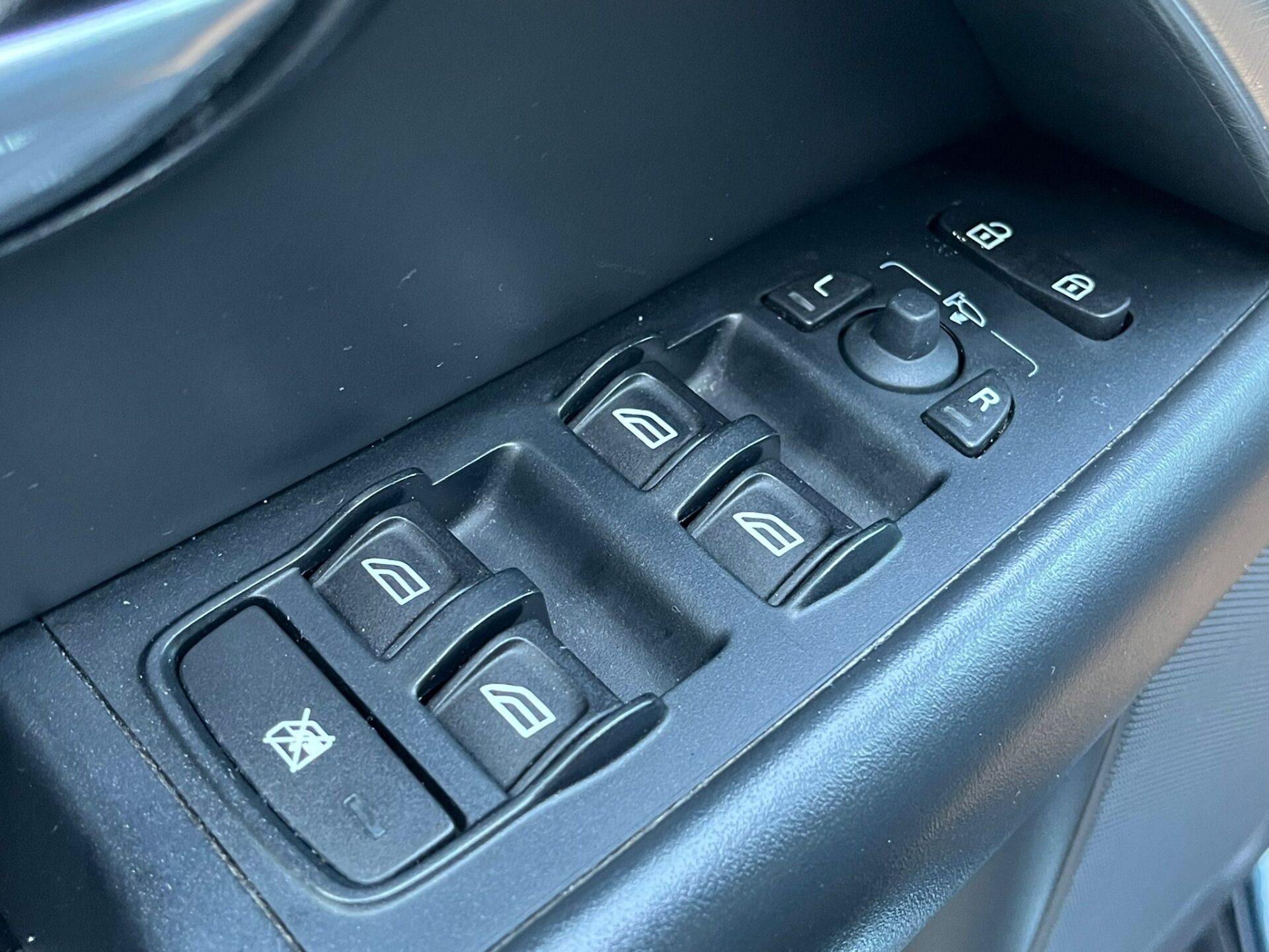VOLVO V70 SUMMUM
