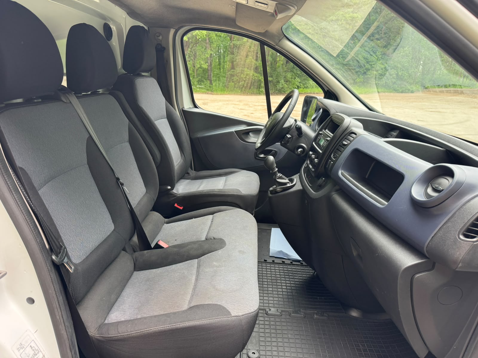 OPEL VIVARO – B