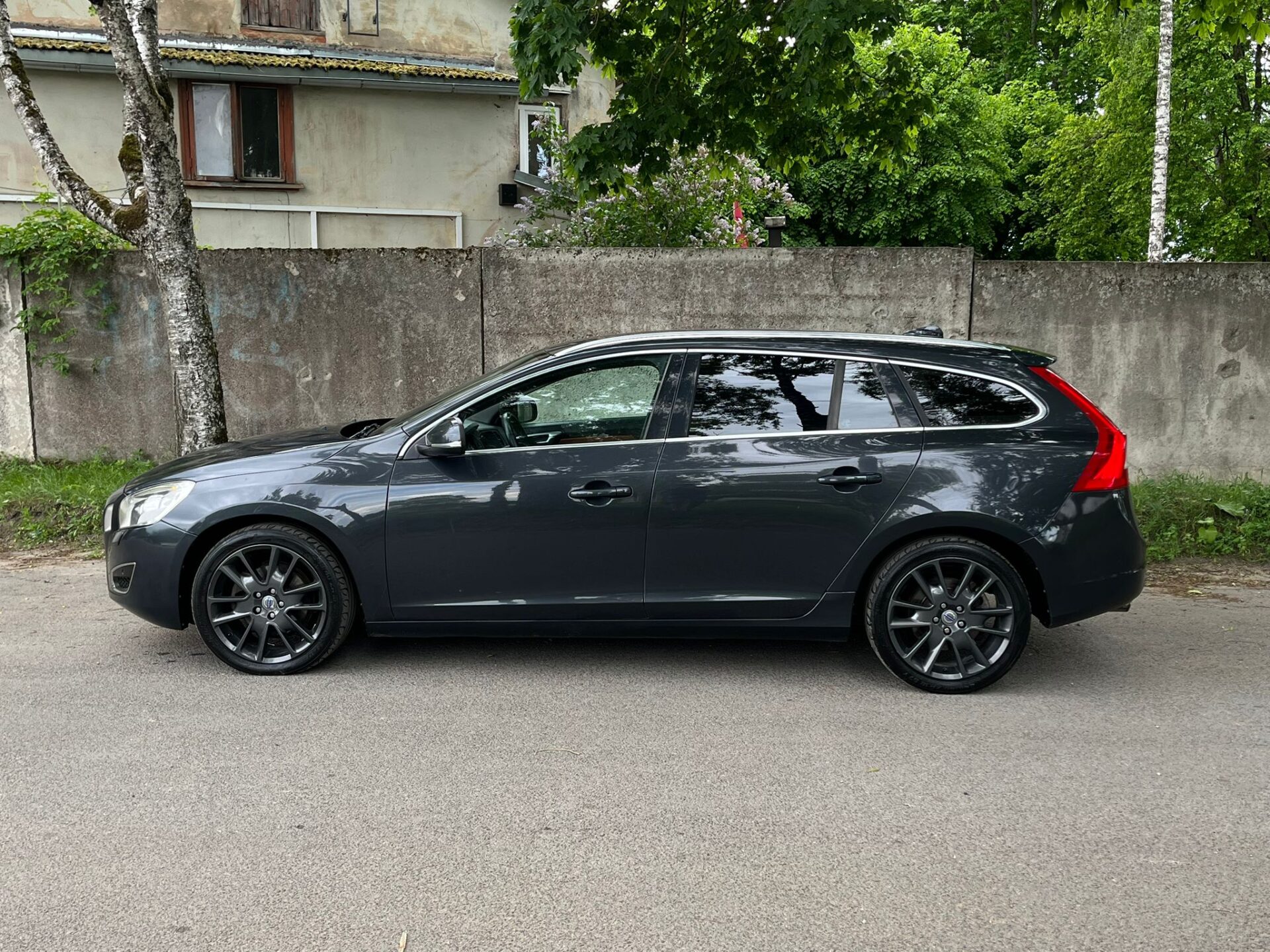 VOLVO V60 SUMMUM